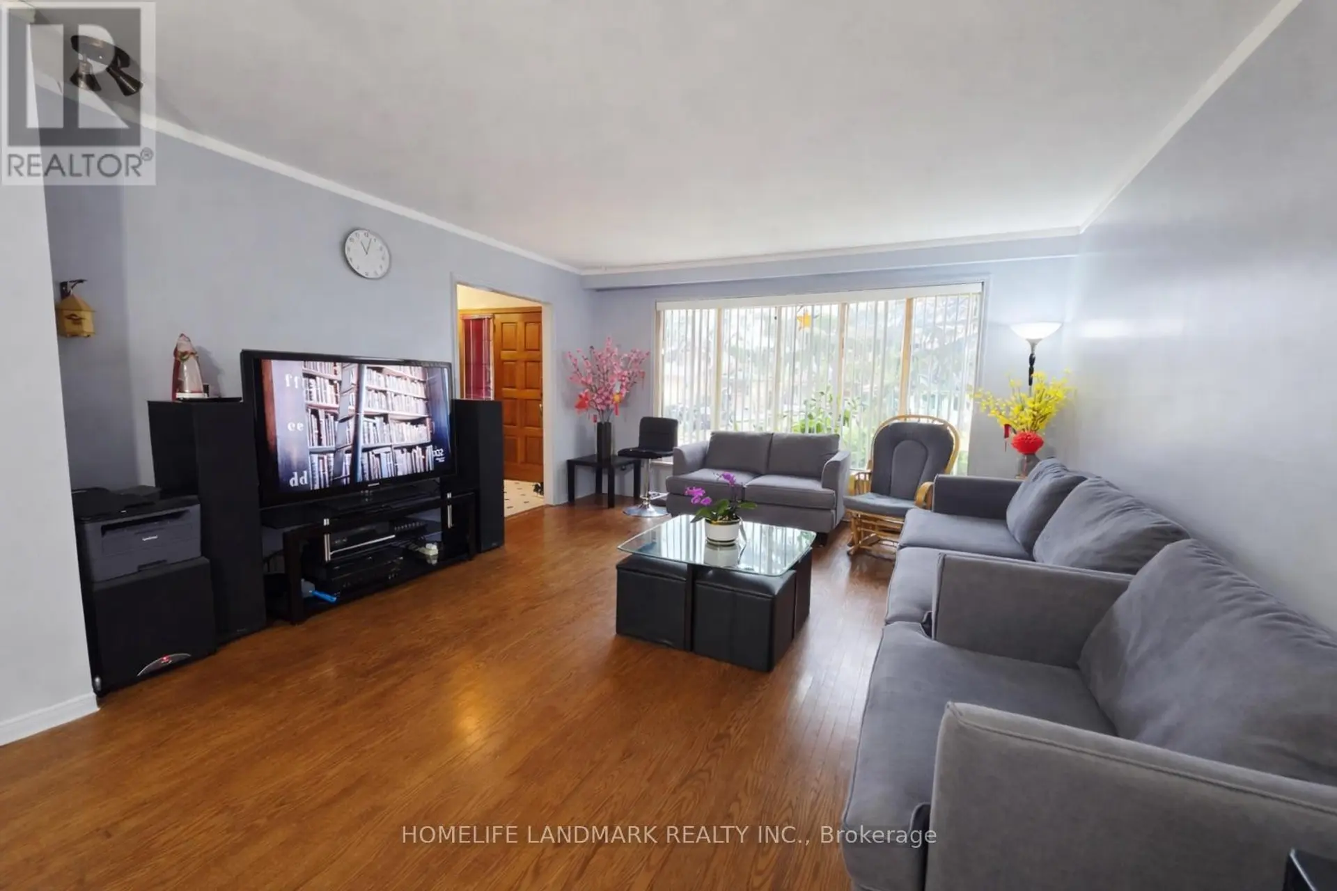 7 BURTONWOOD CRESCENT - Image 3
