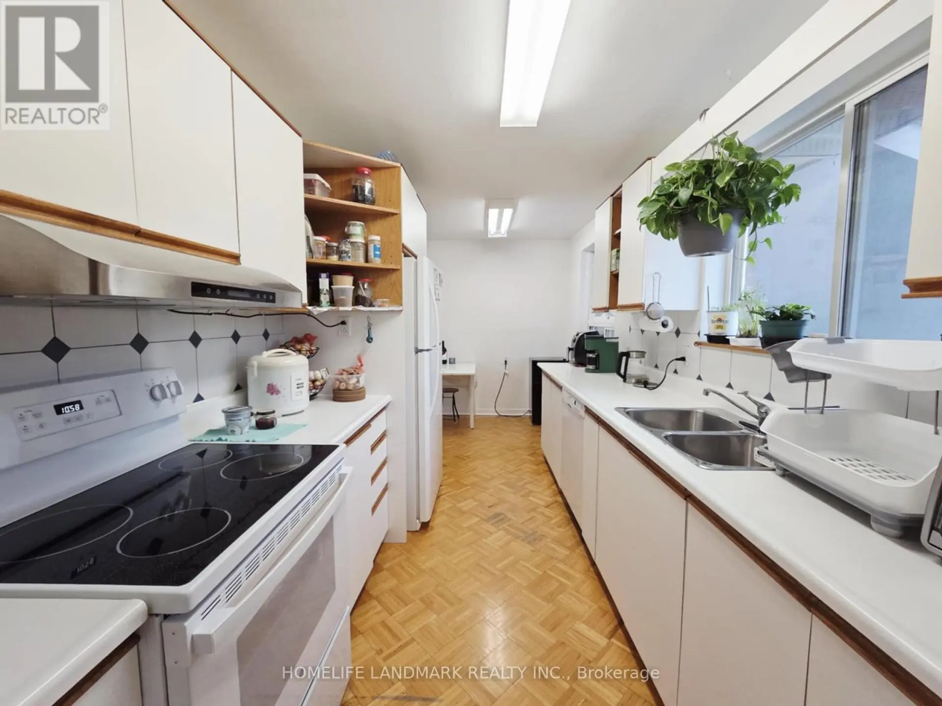 7 BURTONWOOD CRESCENT - Image 5