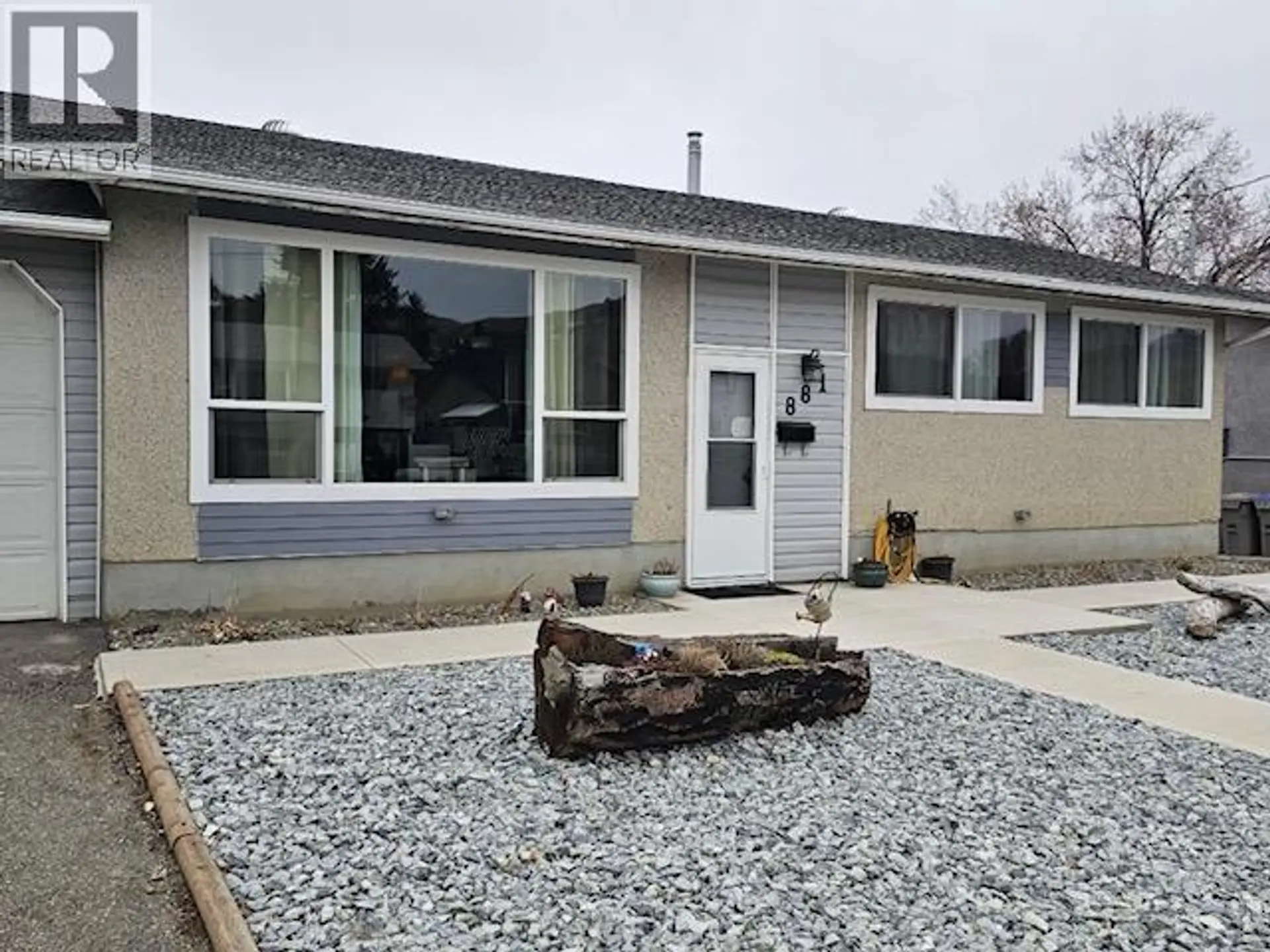 Property at 881 PEMBROKE Avenue, Kamloops, BC