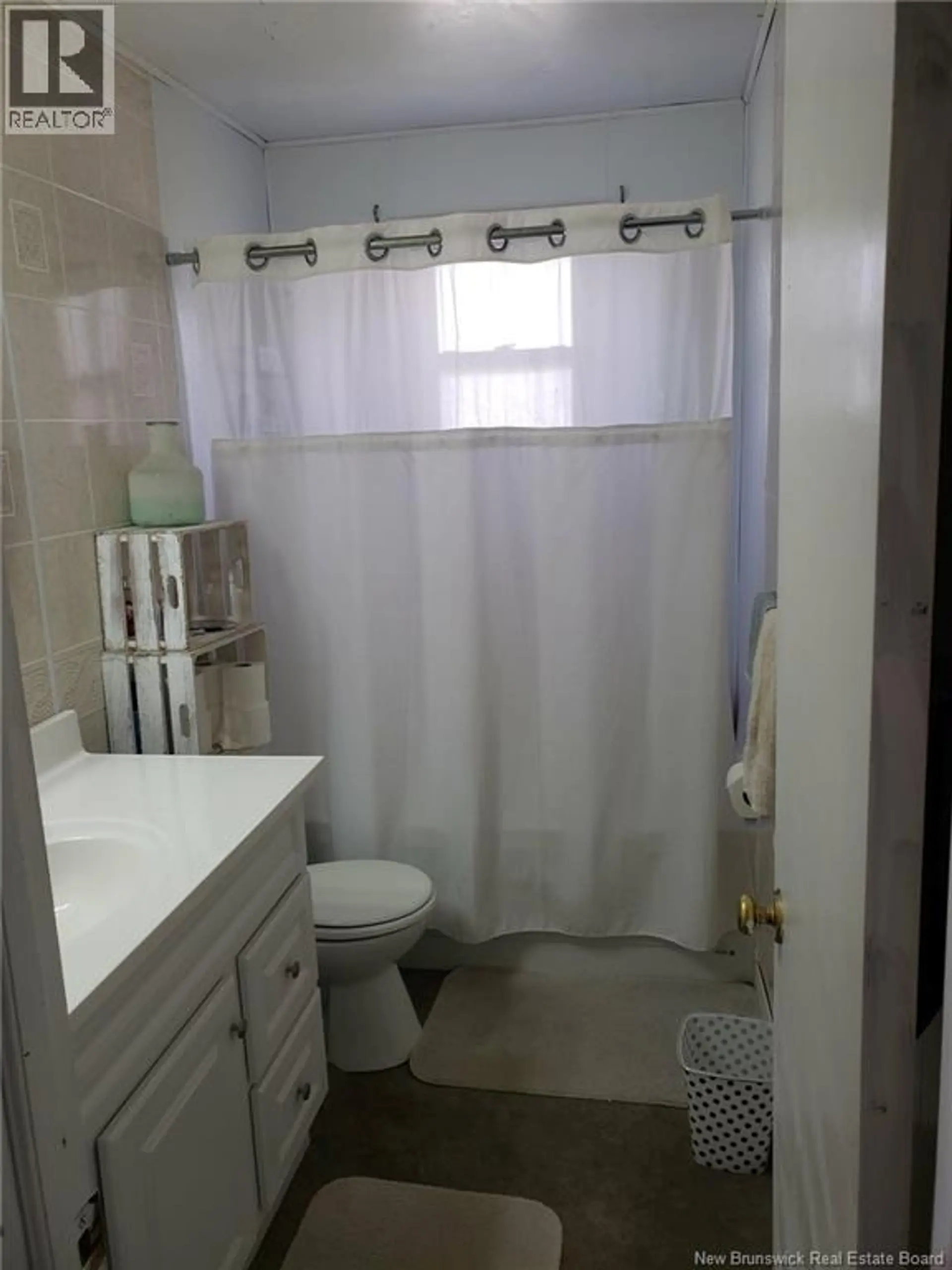 12 ALLISON LANE - Image 7