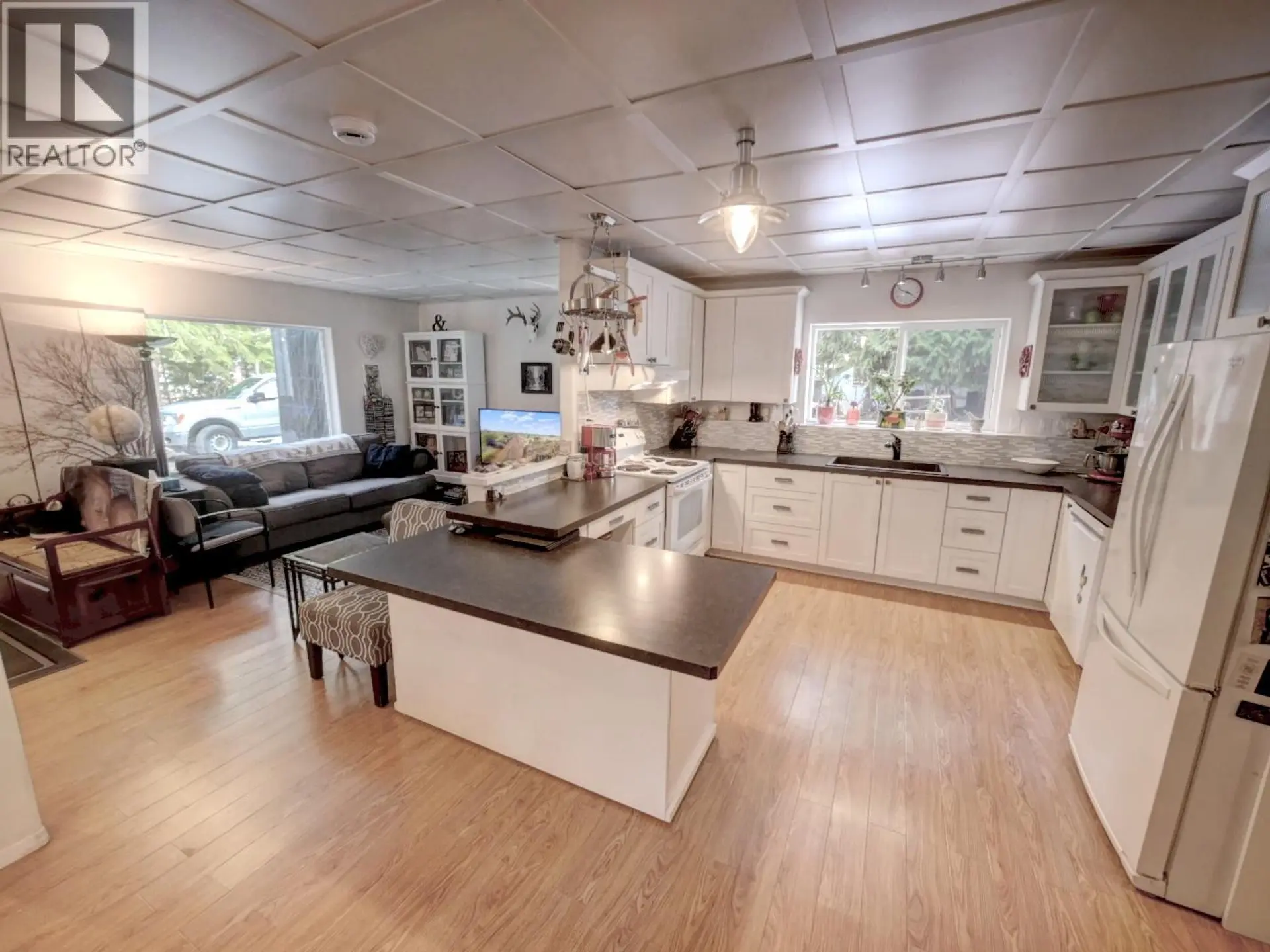 Property at 8872 SLOCAN WEST ROAD, Slocan, BC