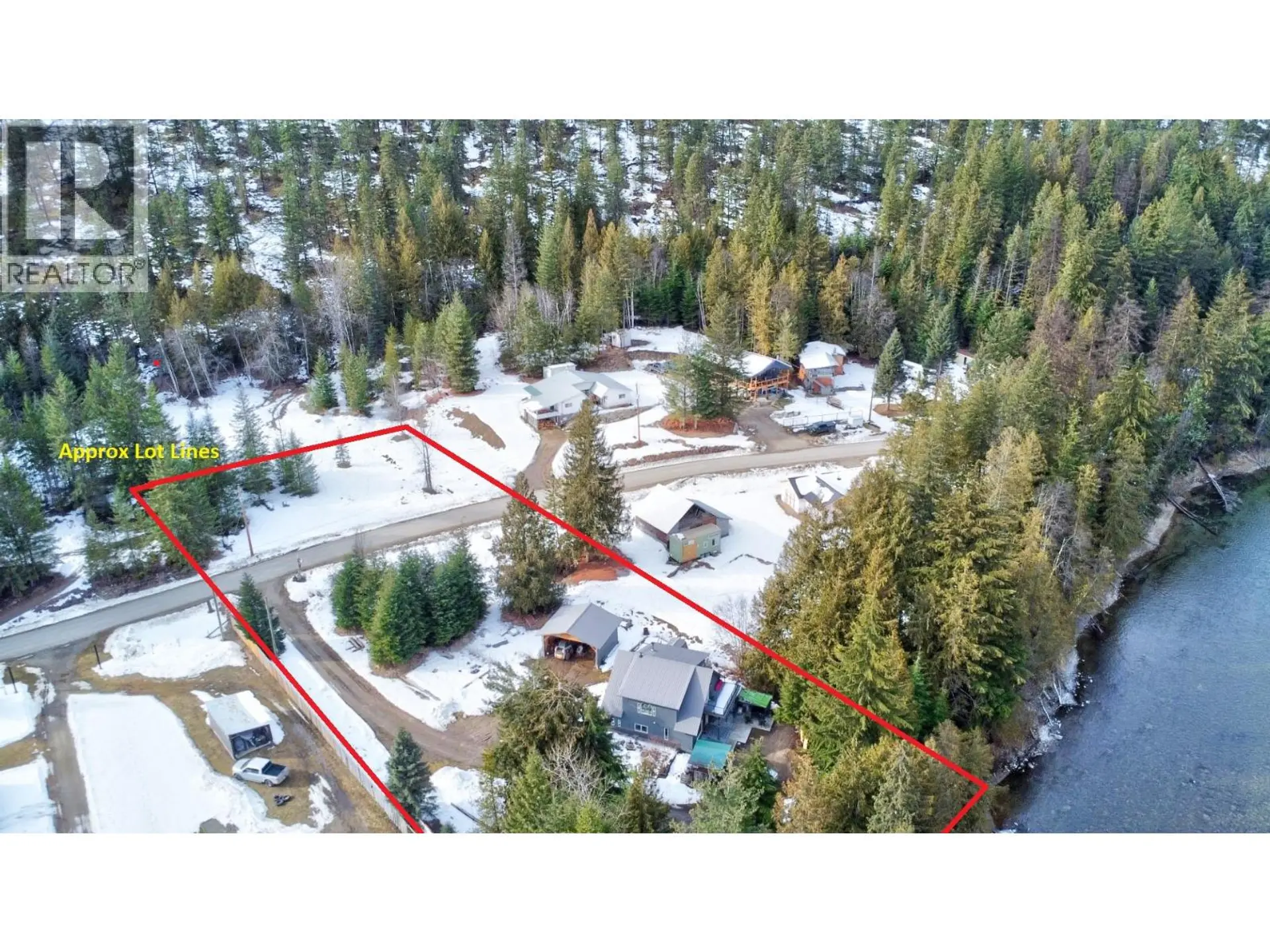 Property at 8872 SLOCAN WEST ROAD, Slocan, BC