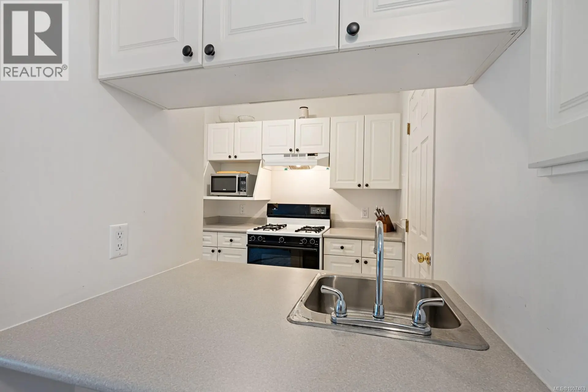 Property at #209 1105 HENRY RD, Courtenay, BC