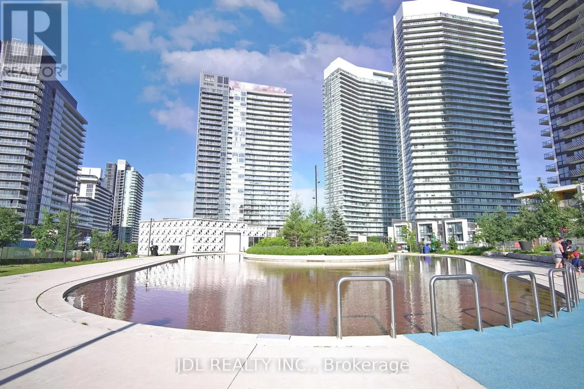 #PH4101 95 MCMAHON DRIVE - Image 2