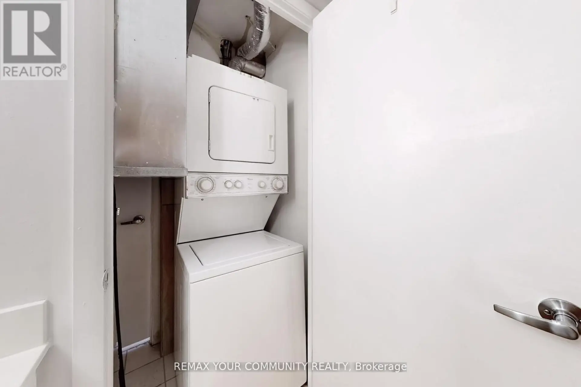 #124 415 JARVIS STREET - Image 14