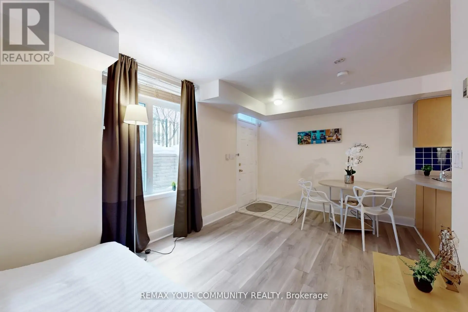 #124 415 JARVIS STREET - Image 7