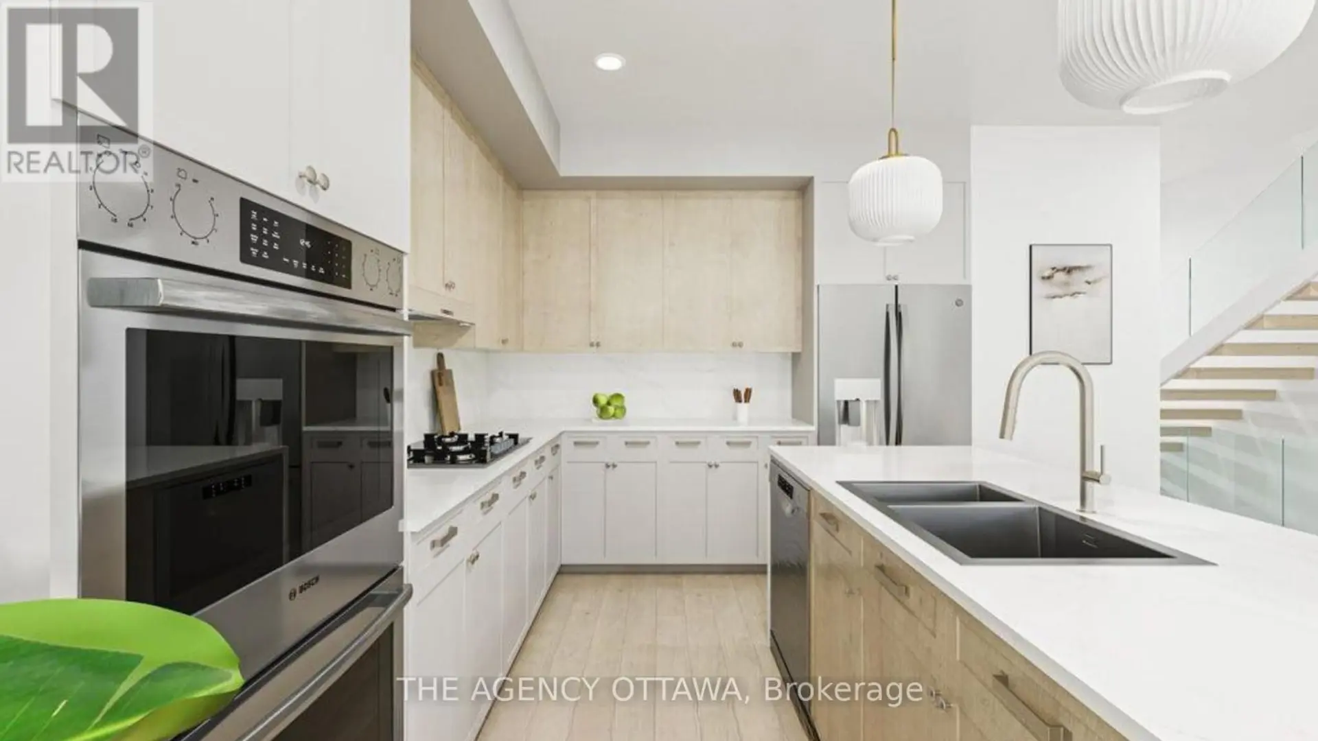 533 ADVENTURE PRIVATE - Image 8