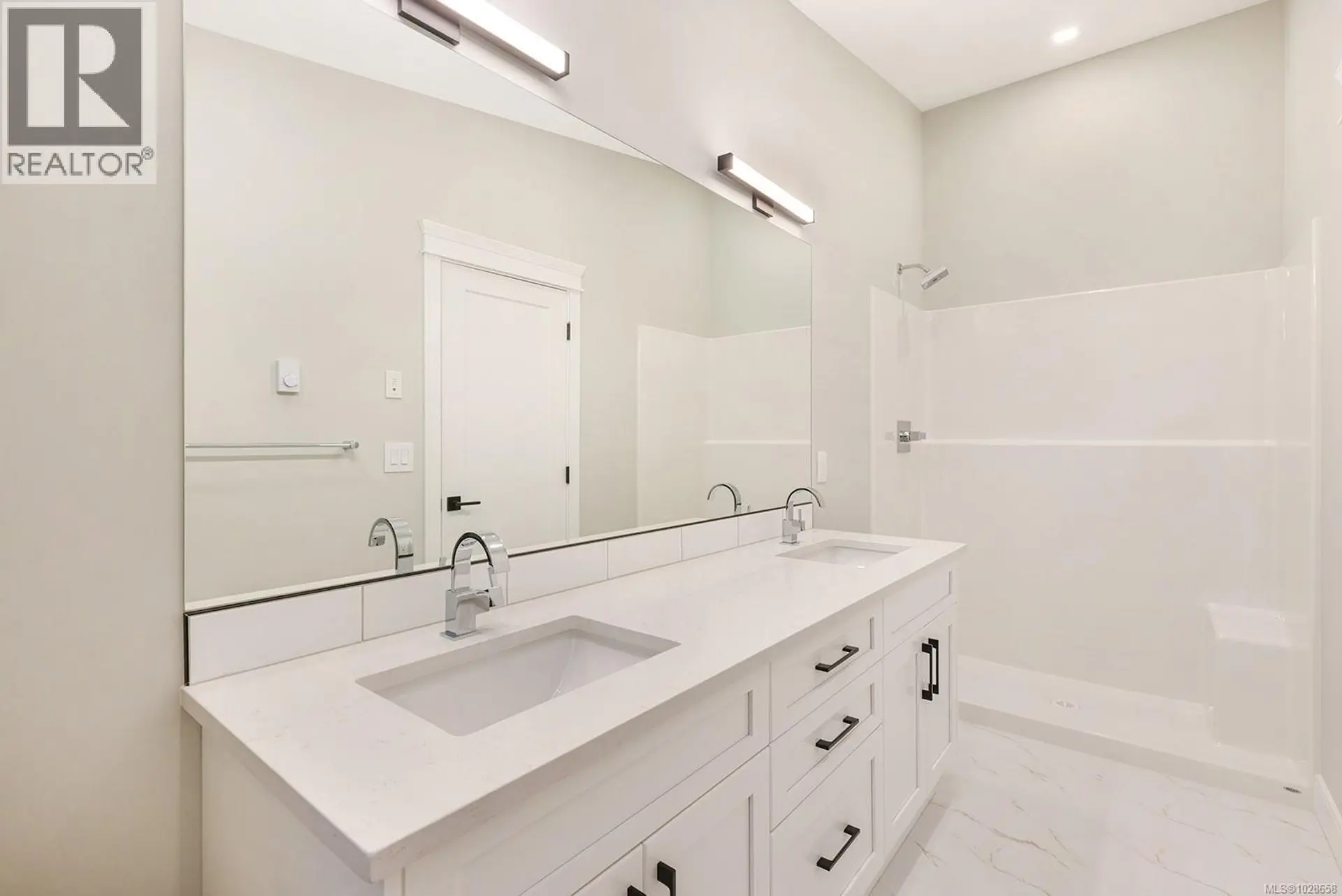 Property at #3 6225 LUGRIN RD, Port Alberni, BC