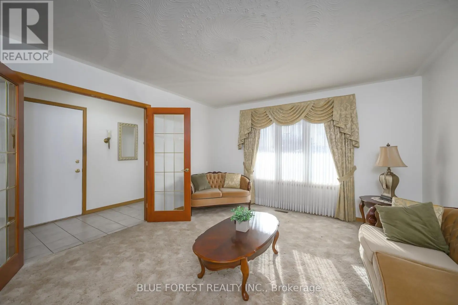 36 GOLFDALE CRESCENT - Image 3