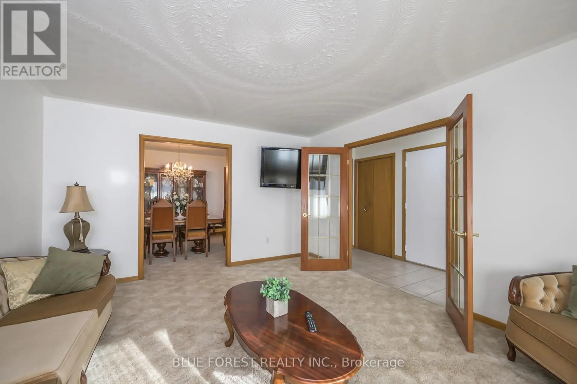 36 GOLFDALE CRESCENT - Image 4