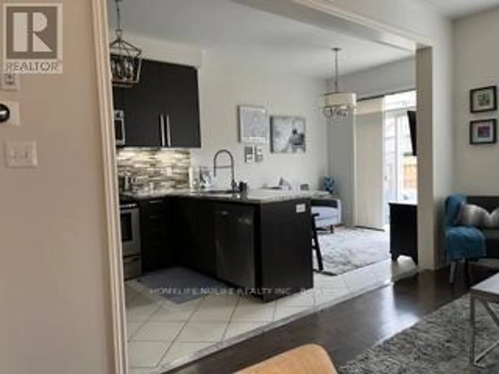 5534 MEADOWCREST AVENUE - Image 7