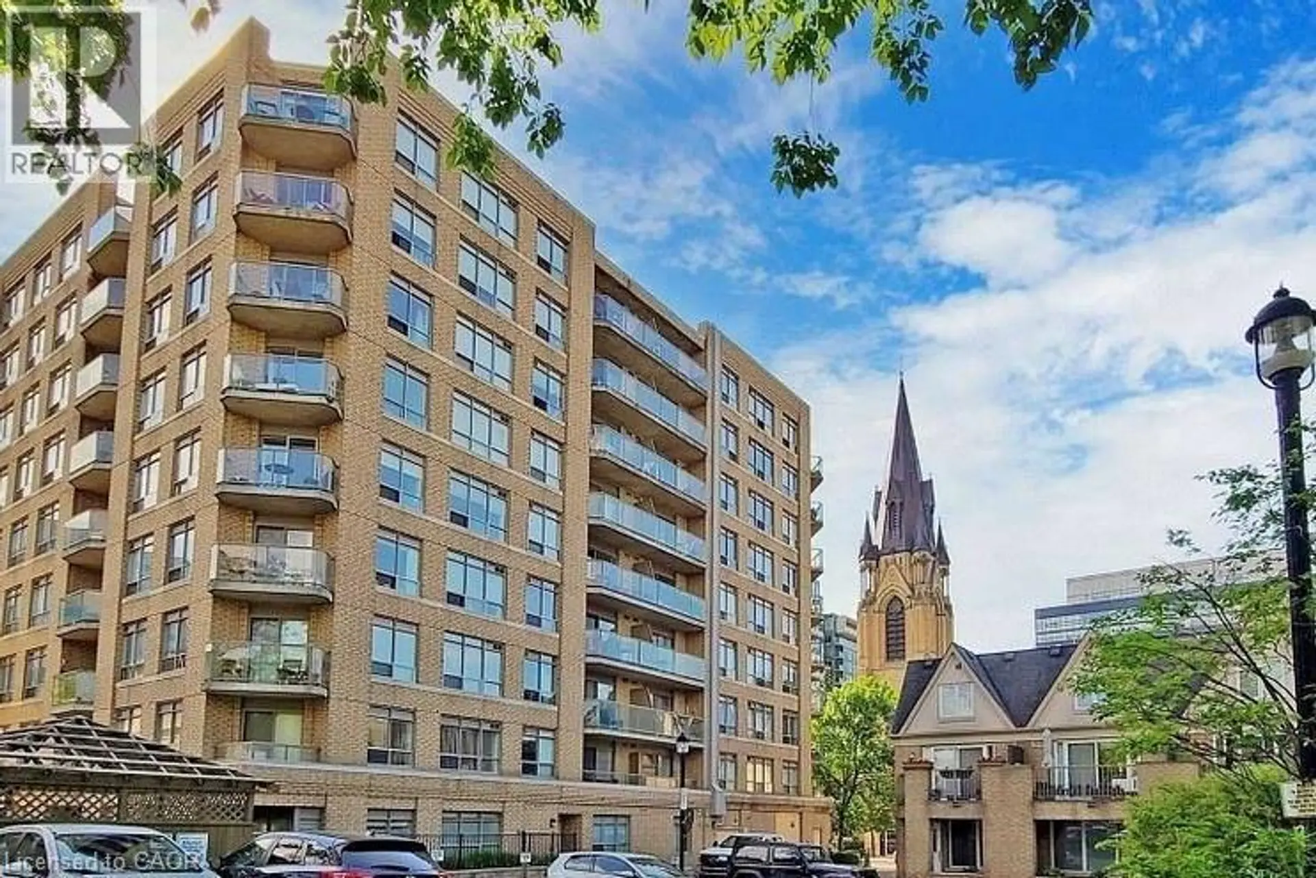 #207 140 BATHURST STREET - Image 2