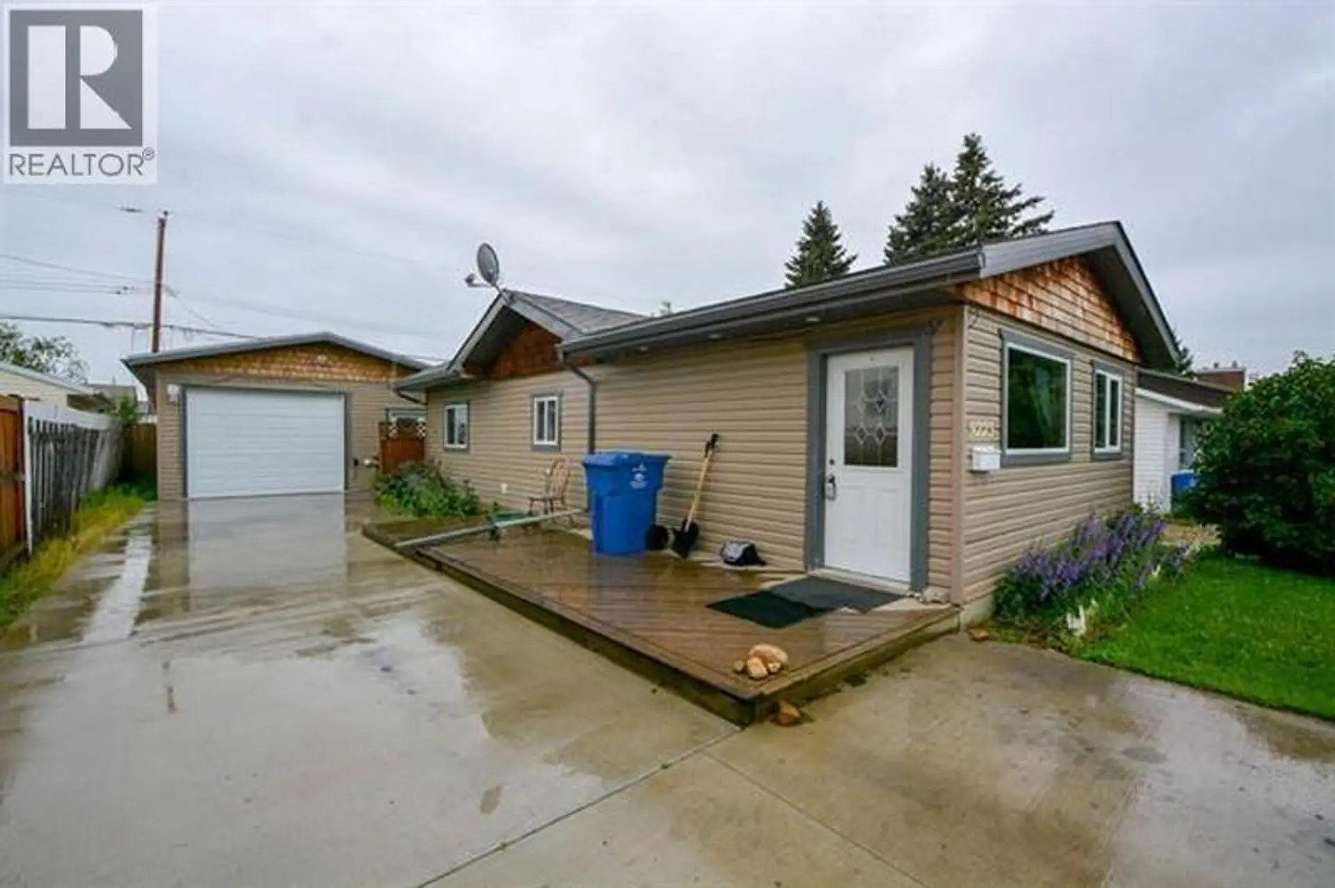 Property at 9223 106 AVENUE, Fort St. John, BC