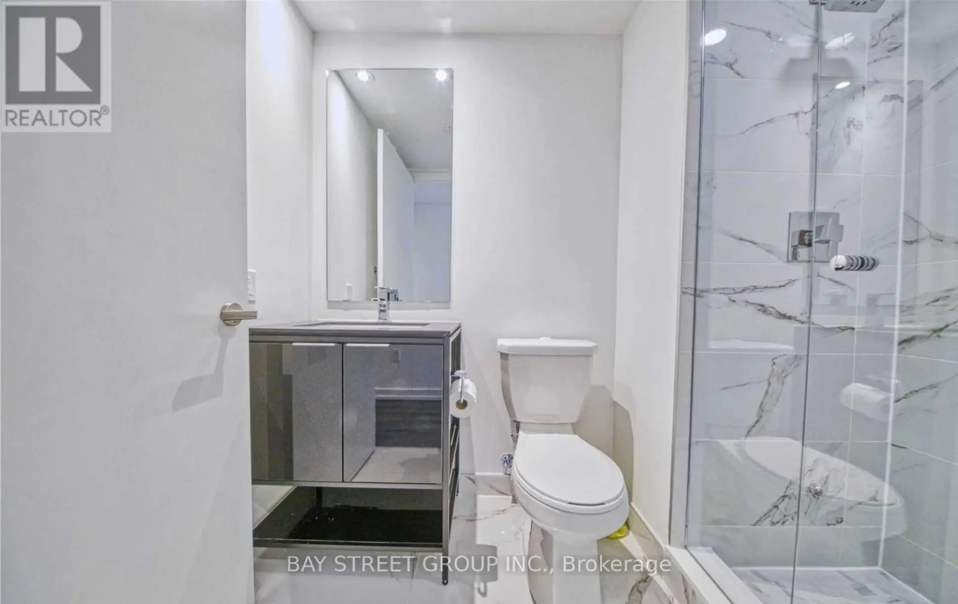 #1910 77 SHUTER STREET - Image 12