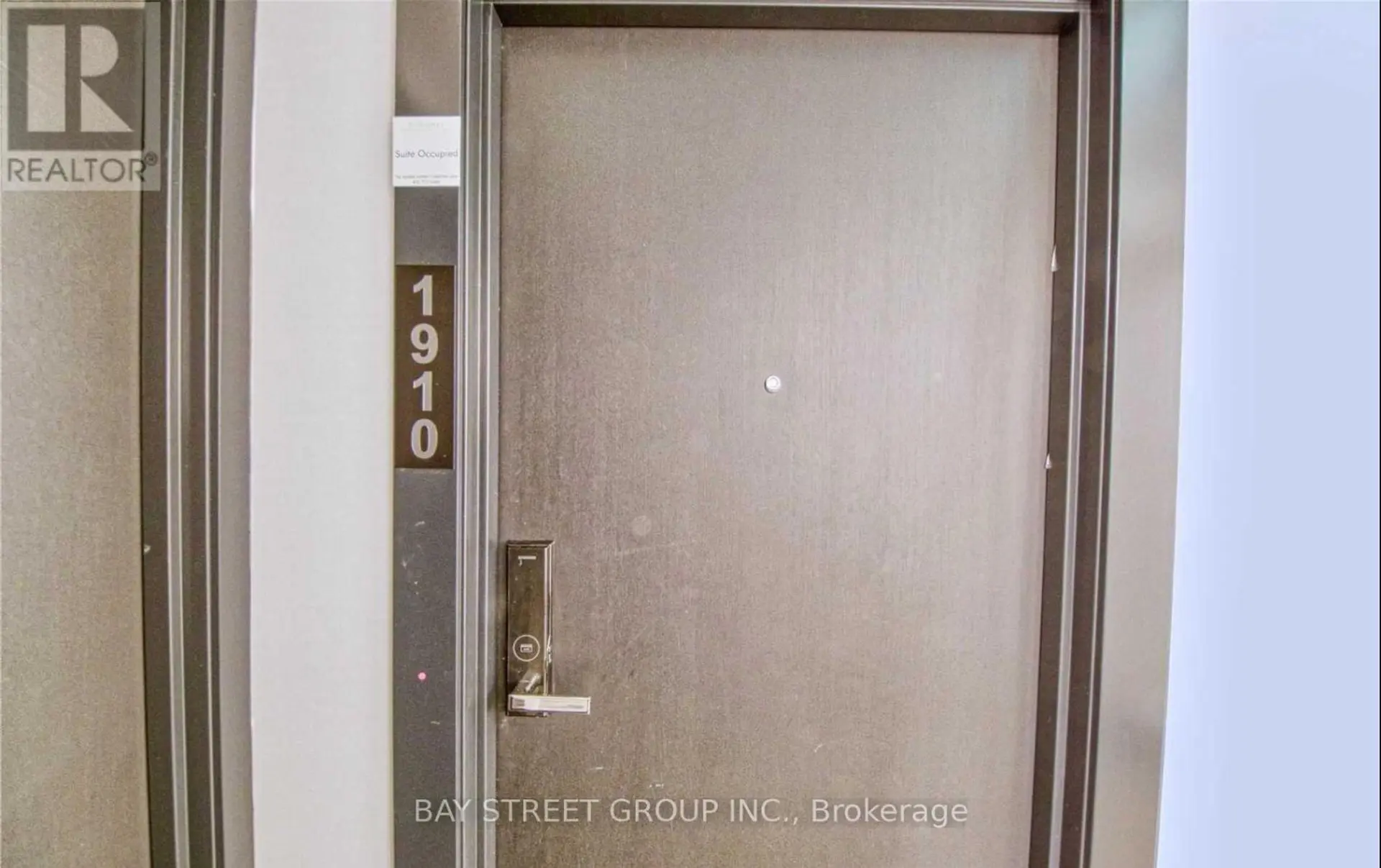 #1910 77 SHUTER STREET - Image 2