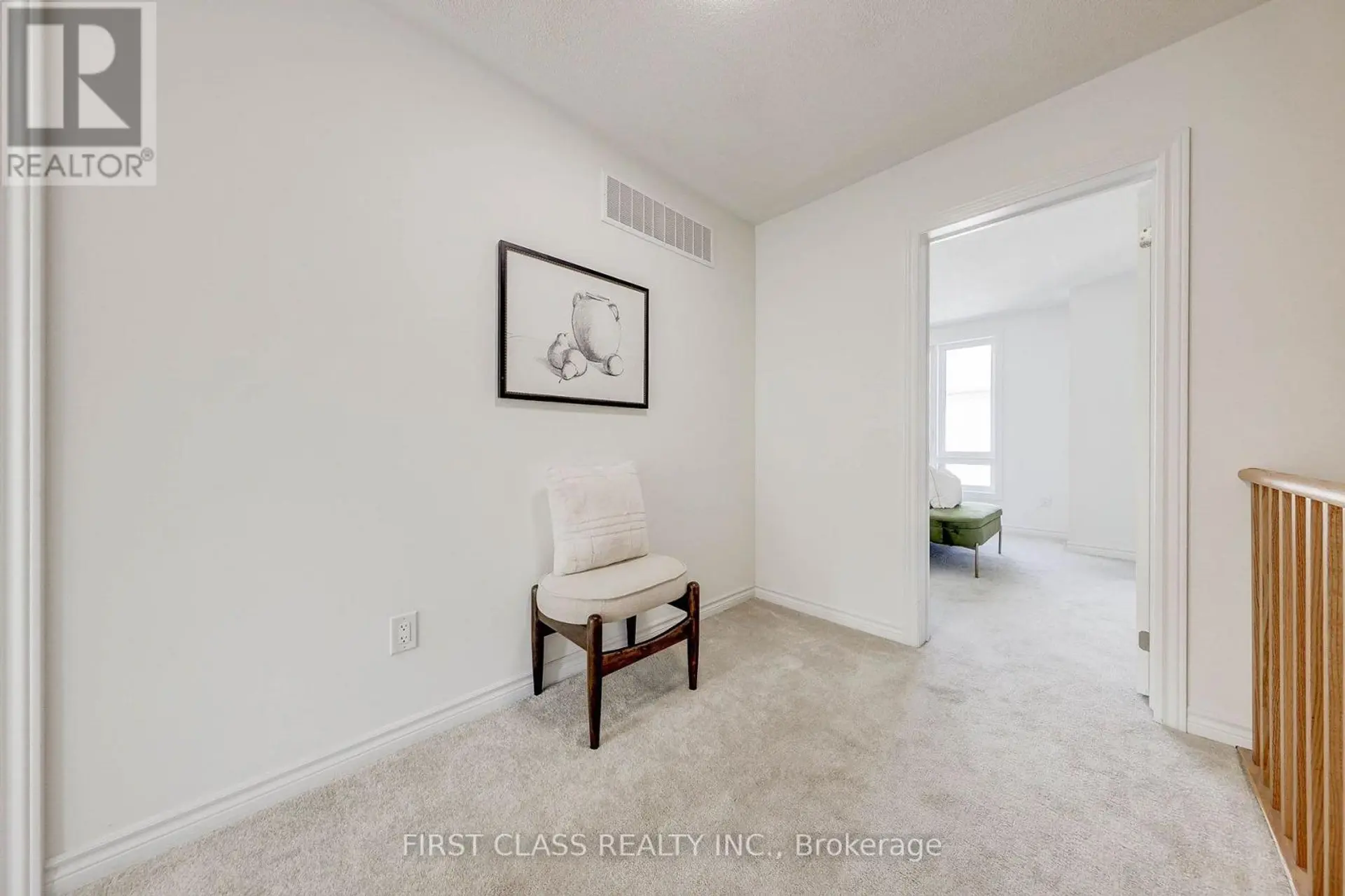 22 MASSACHUSETTS LANE - Image 13