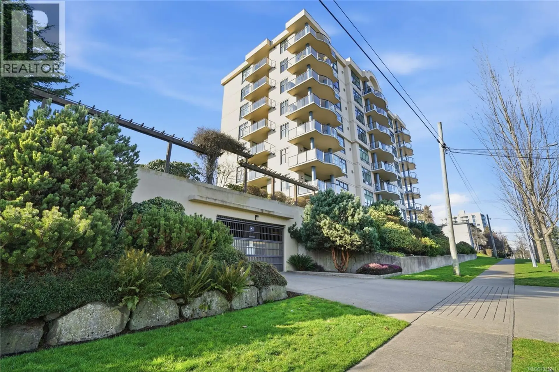 Property at #201 225 Rosehill St, Nanaimo, BC