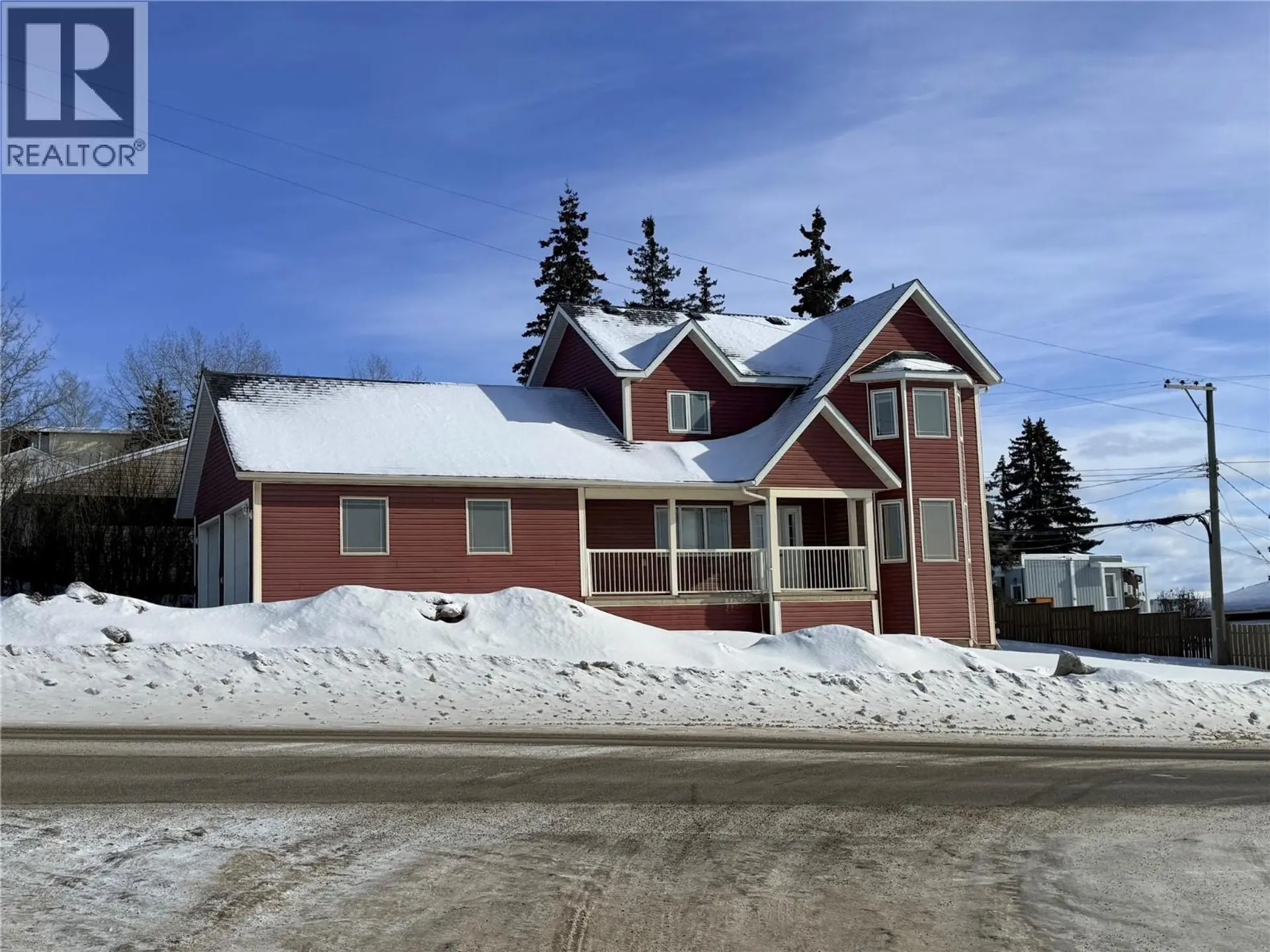 Property at 721 100 Avenue, Dawson Creek, BC