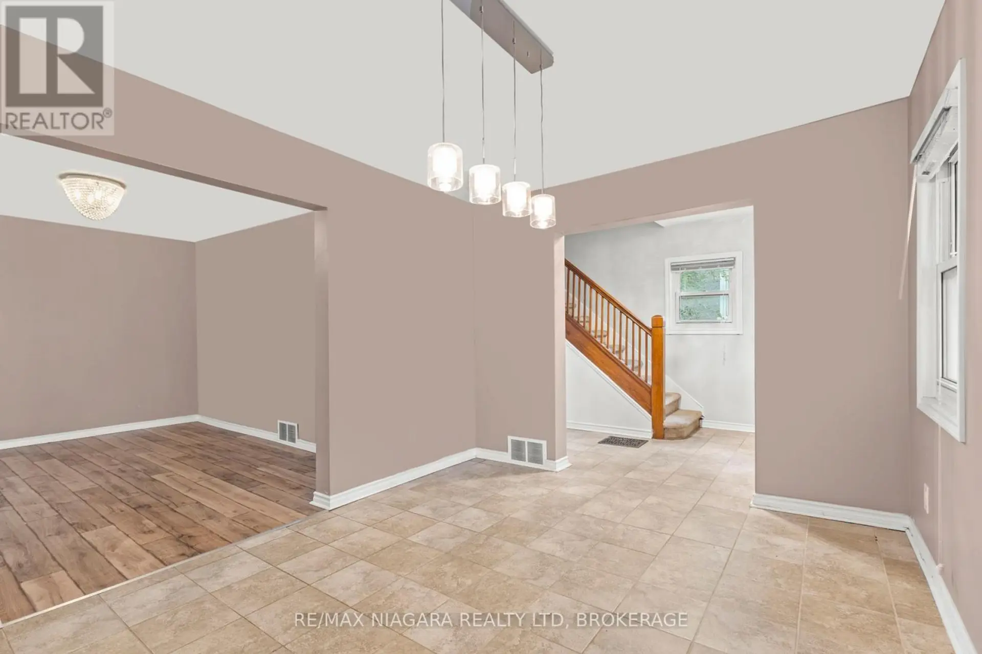 32 PAGE STREET - Image 8