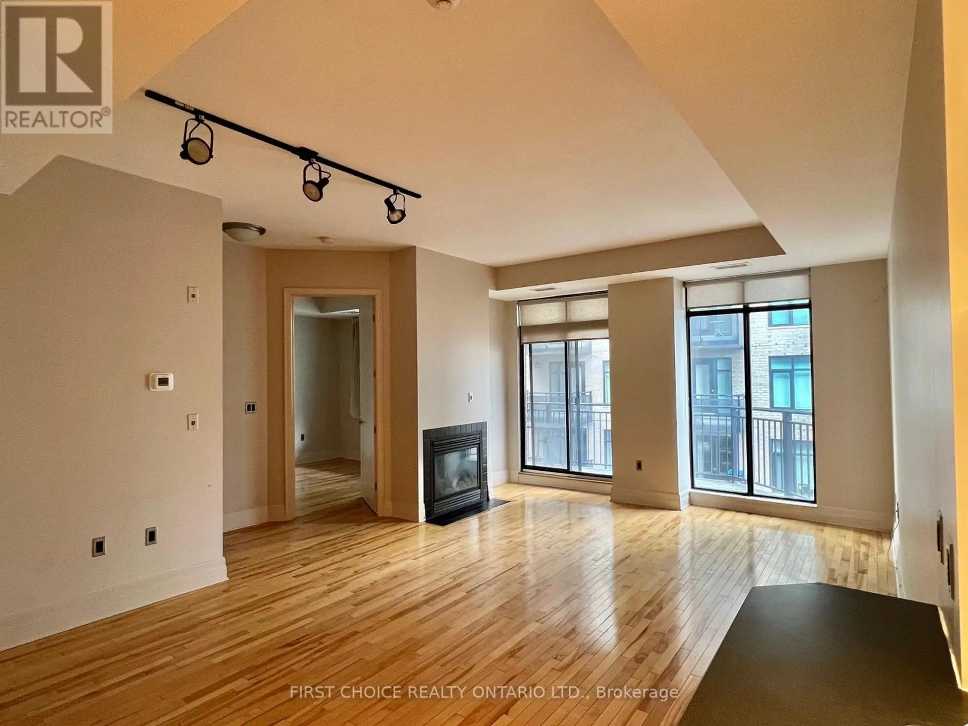 #805 375 LISGAR STREET - Image 8