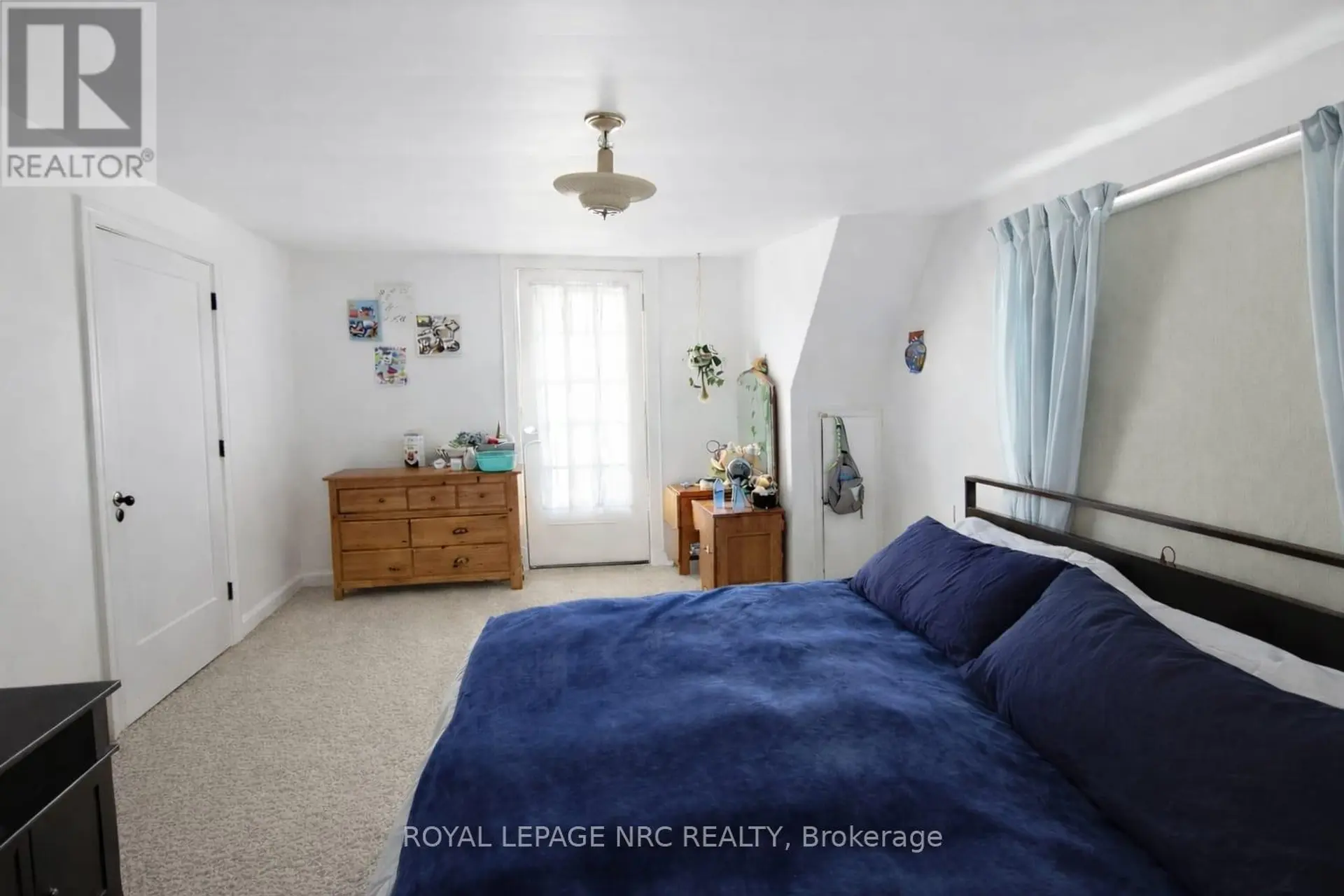 19 LAKESHORE ROAD - Image 4