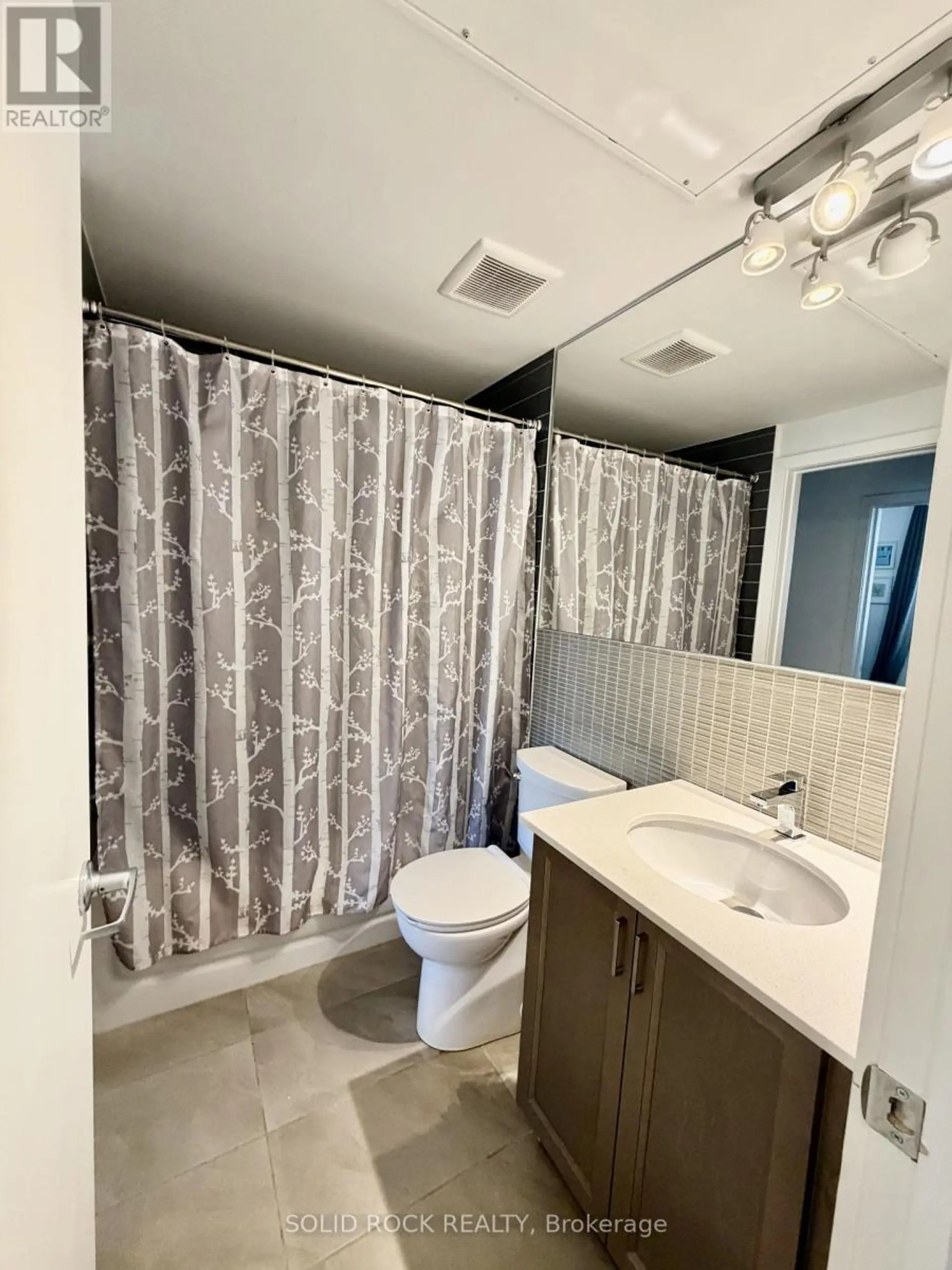 #204 22 PERKINS STREET - Image 10