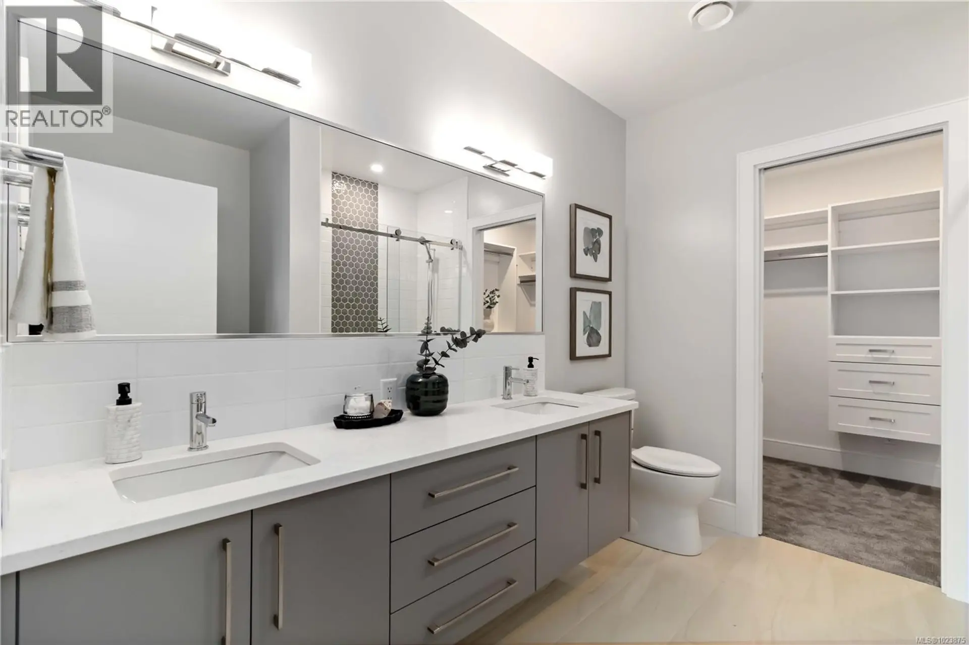 Property at #305 990 DOUMAC AVE, Saanich, BC