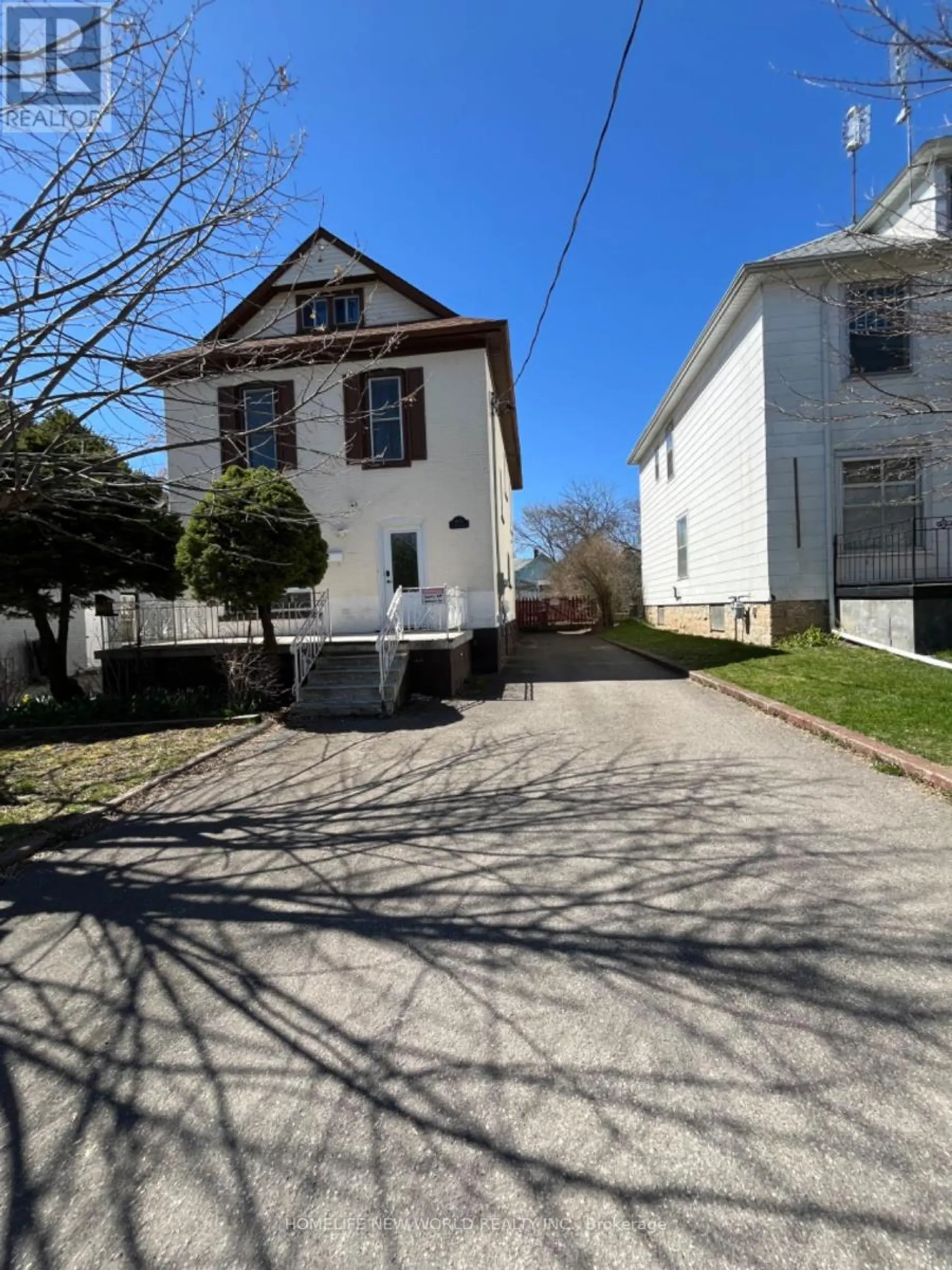 5021 SAINT CLAIR AVENUE W - Image 1