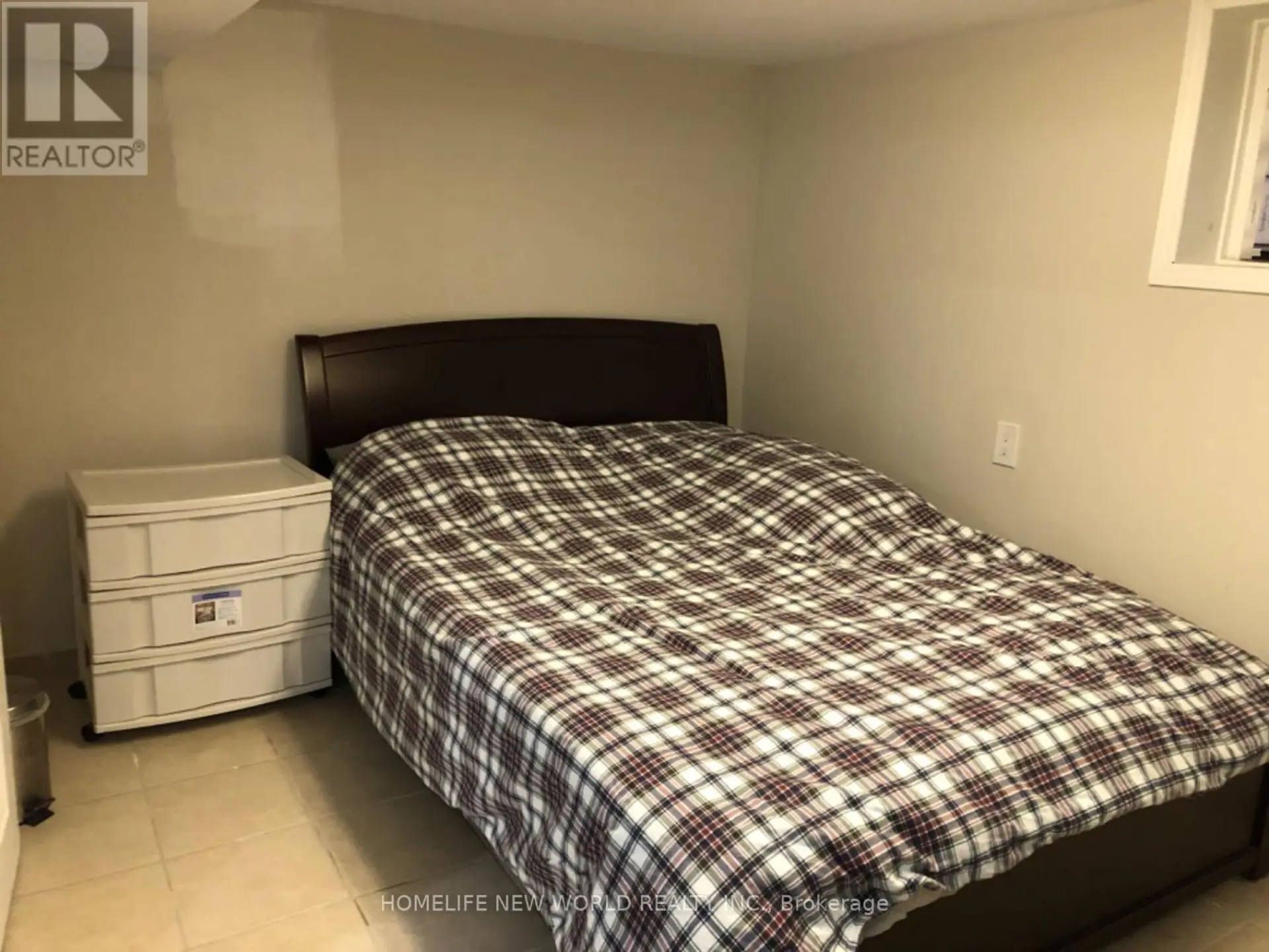 5021 SAINT CLAIR AVENUE W - Image 10