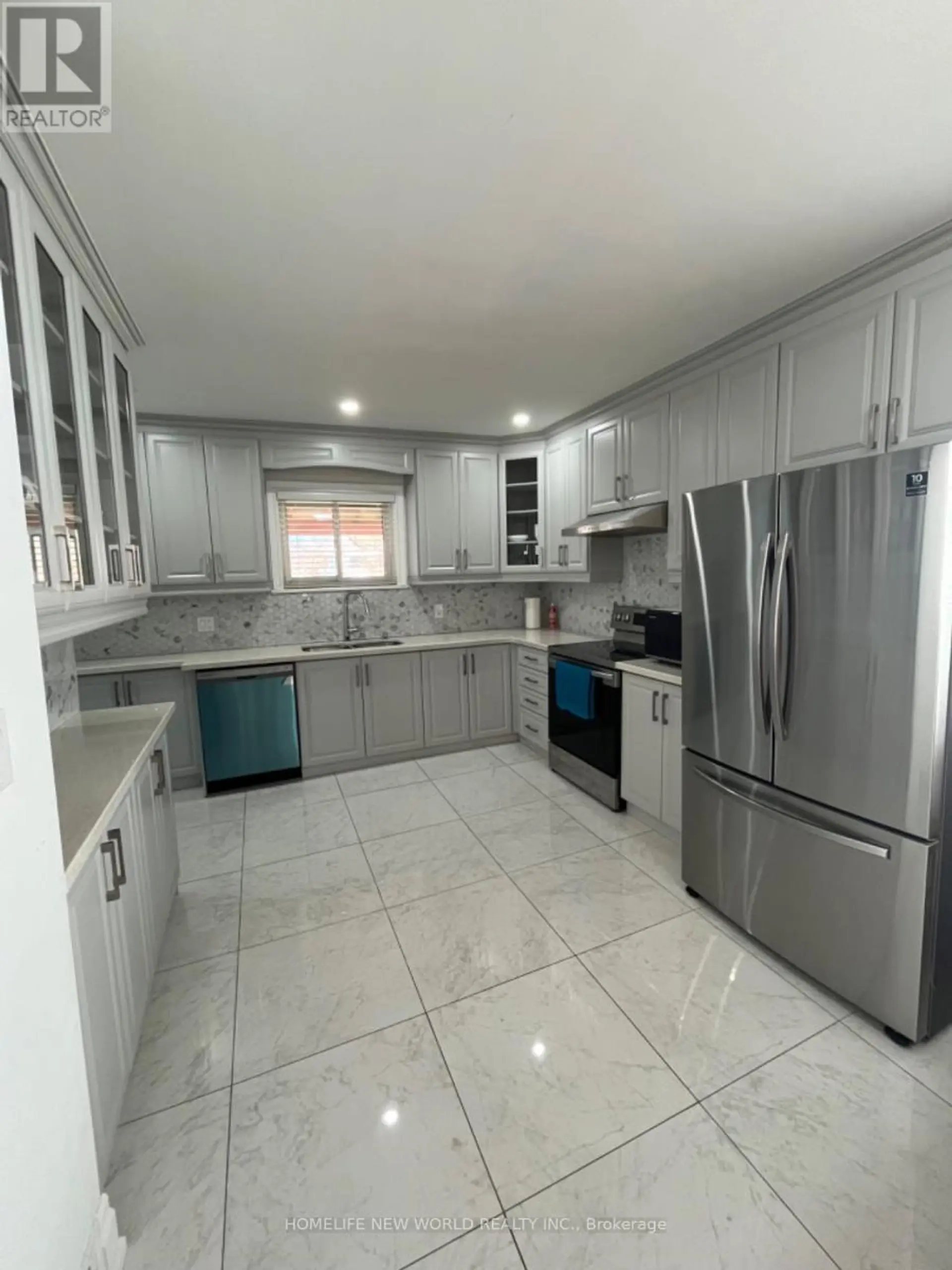 5021 SAINT CLAIR AVENUE W - Image 4
