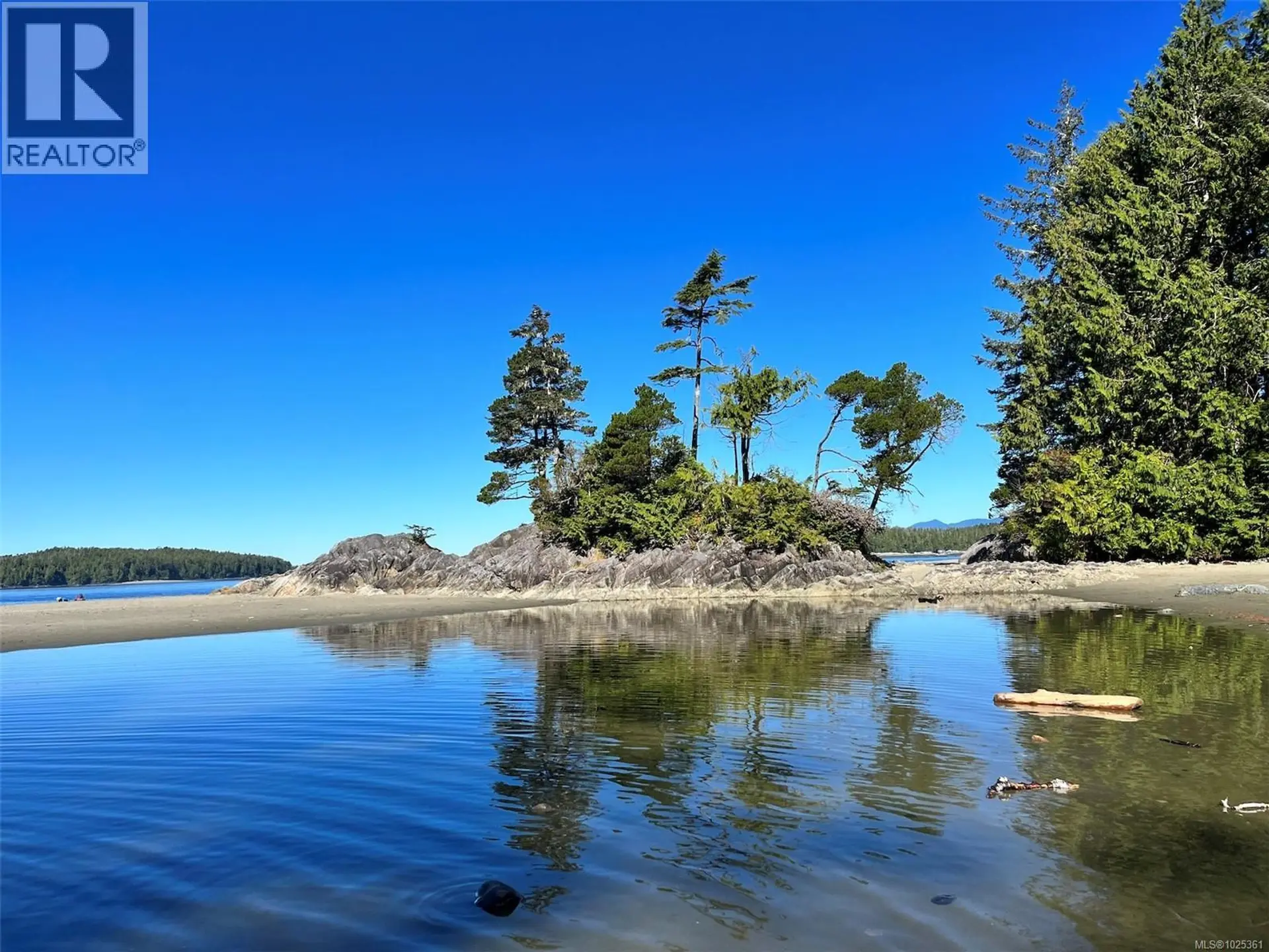 Property at #4 301 ARNET RD, Tofino, BC