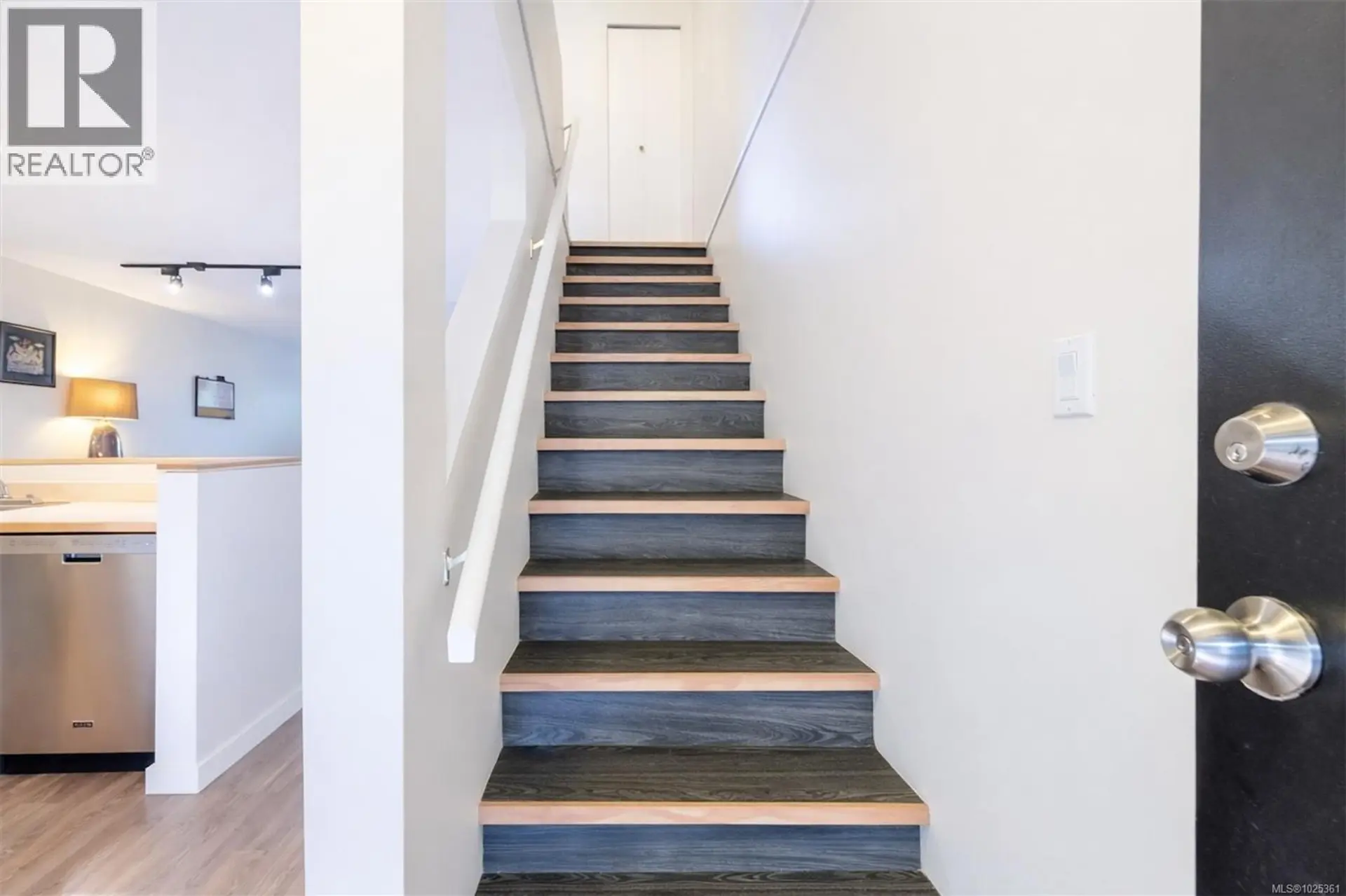 Property at #4 301 ARNET RD, Tofino, BC