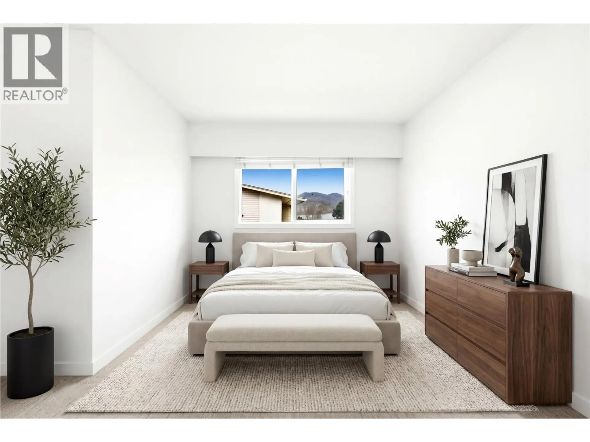 #5 1946 Tranquille Road - Image 8