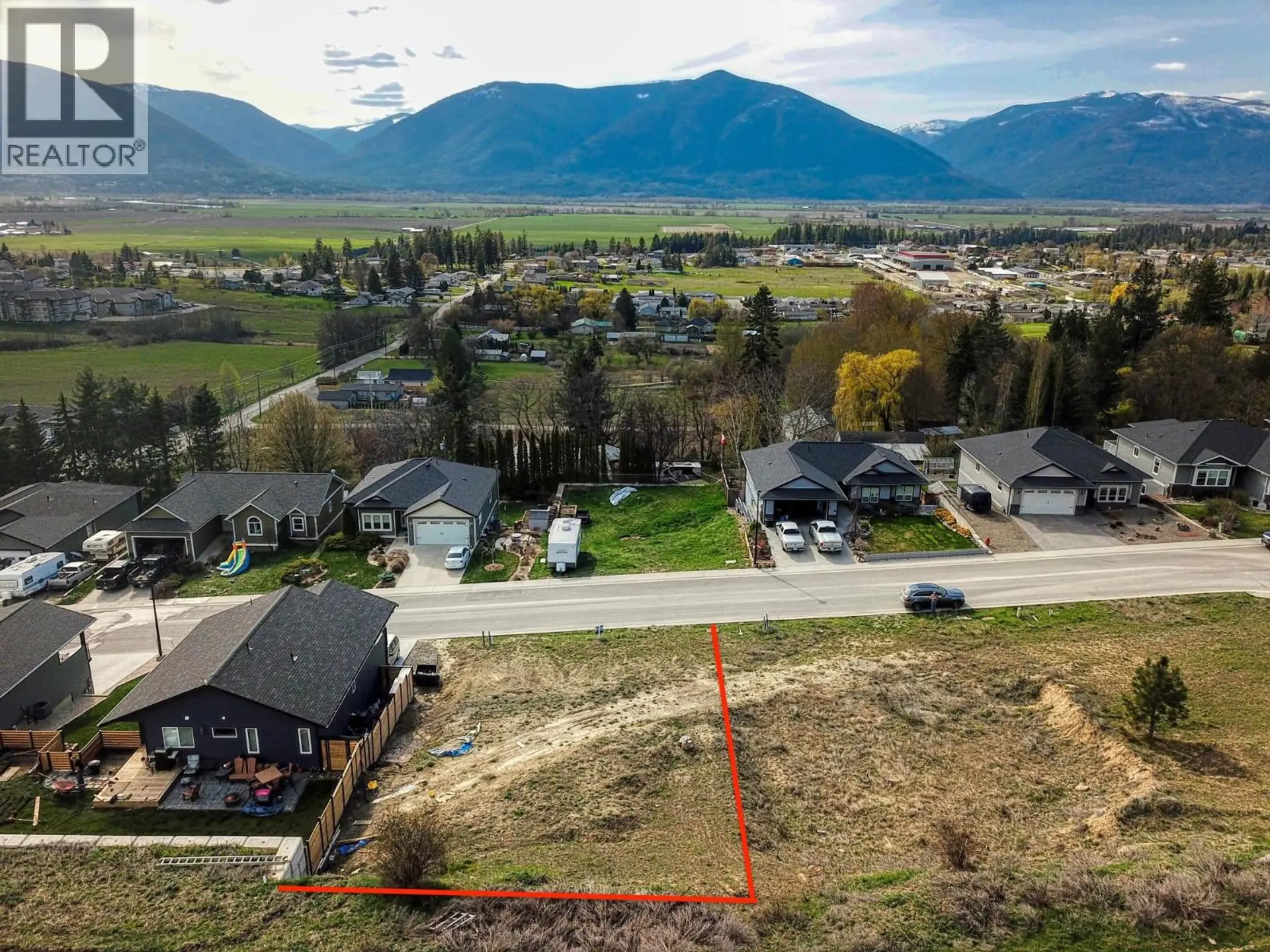 Property at 1126 12TH AVENUE N, Creston, BC