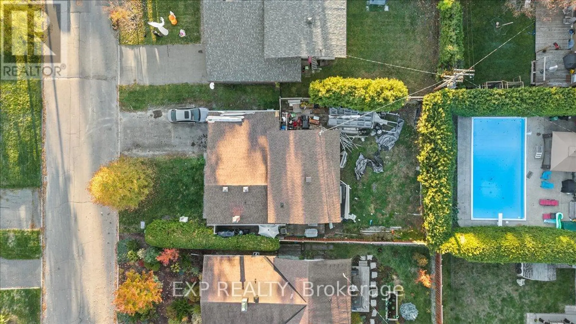 2670 STONE CRESCENT N - Image 2