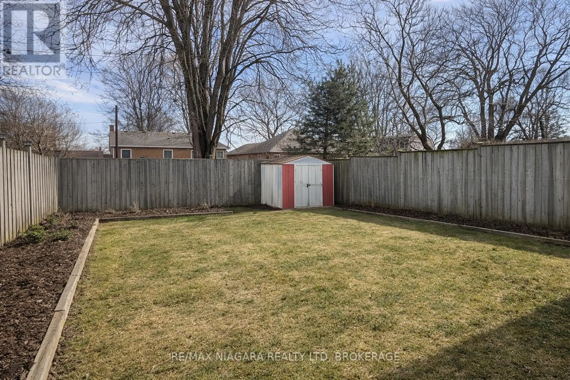 19 NOTTINGHAM COURT - Image 3