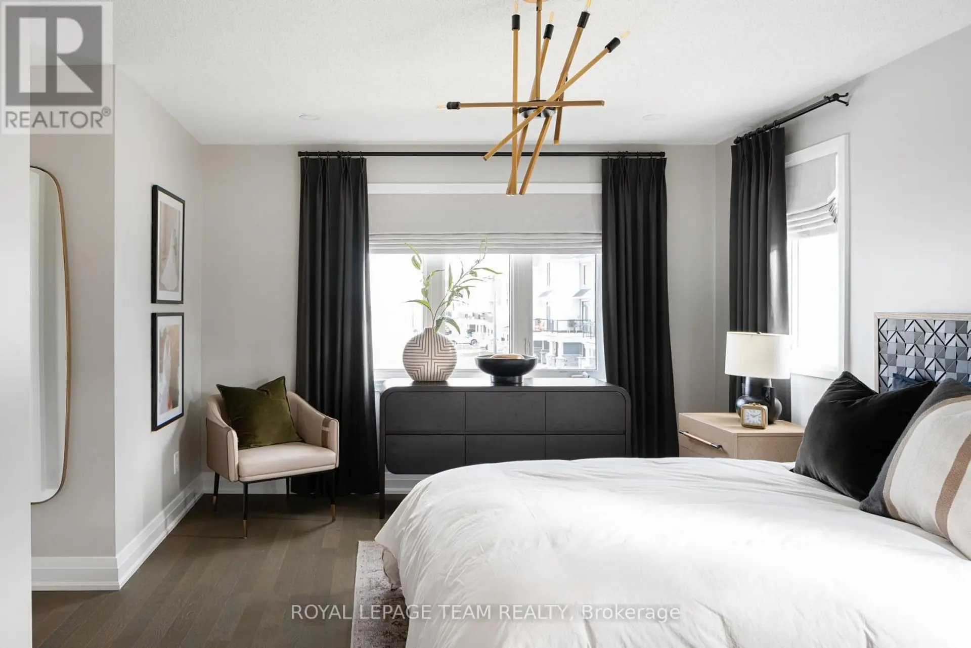 110 MONTY PRIVATE - Image 5