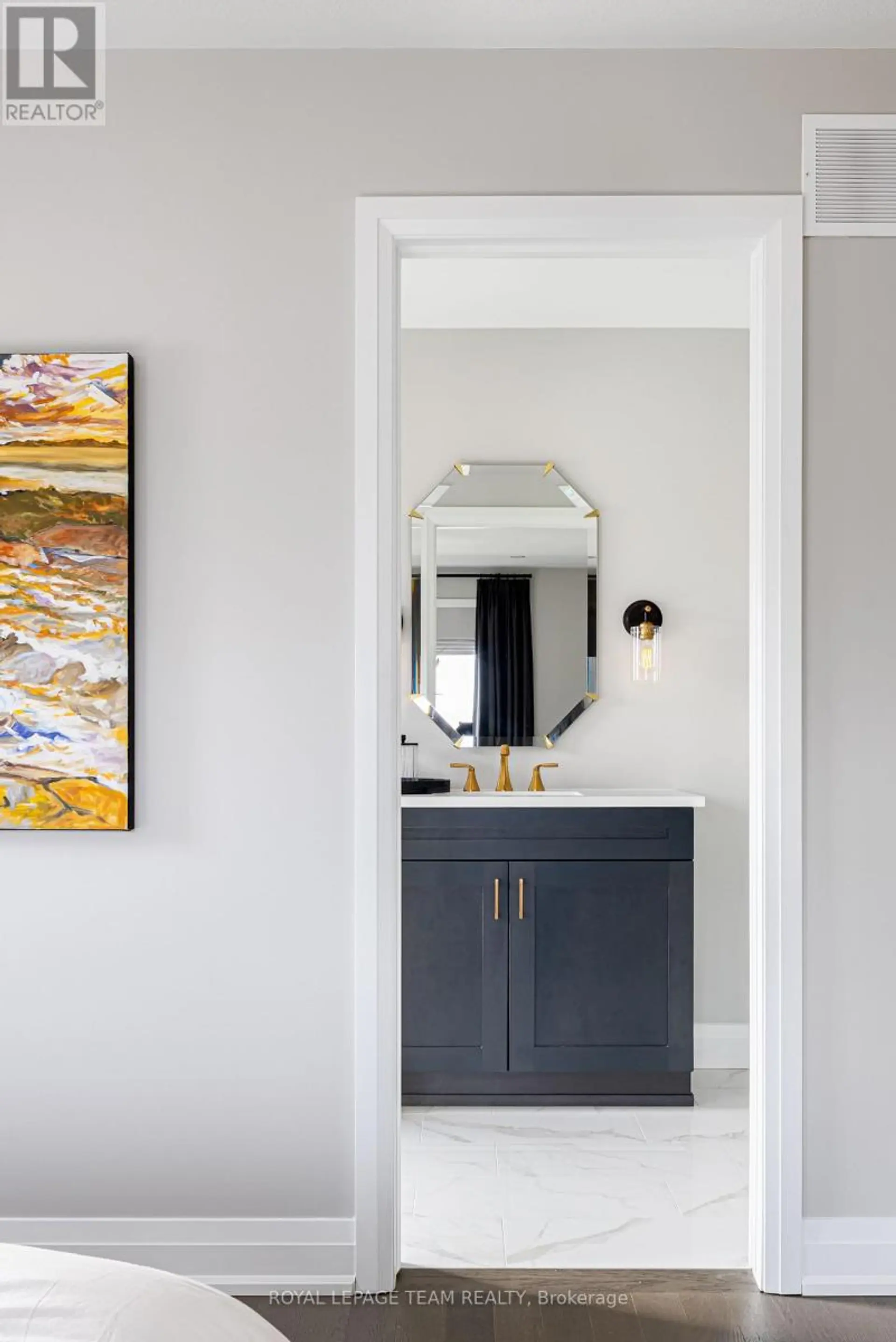 110 MONTY PRIVATE - Image 6