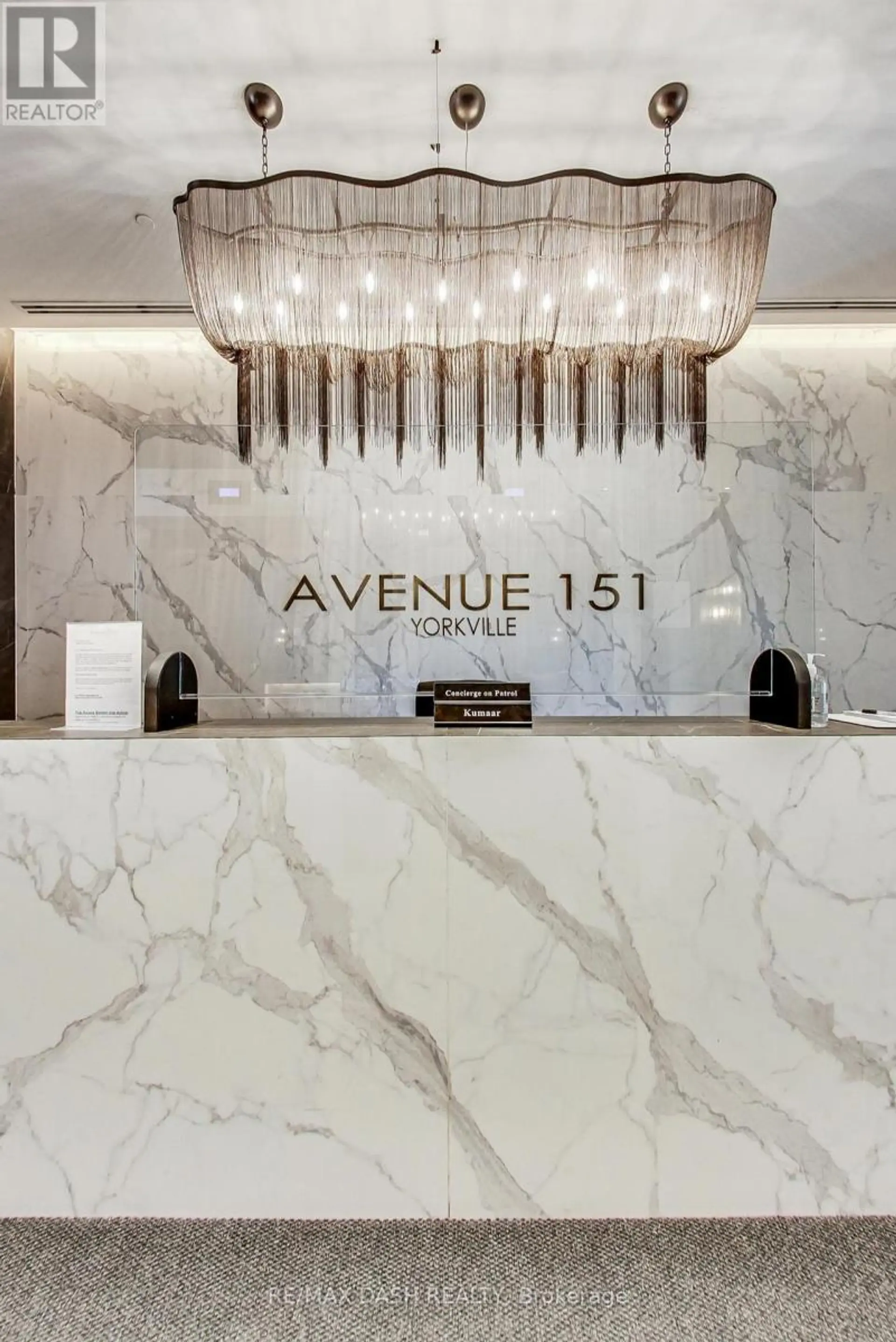 #602 151 AVENUE ROAD - Image 2