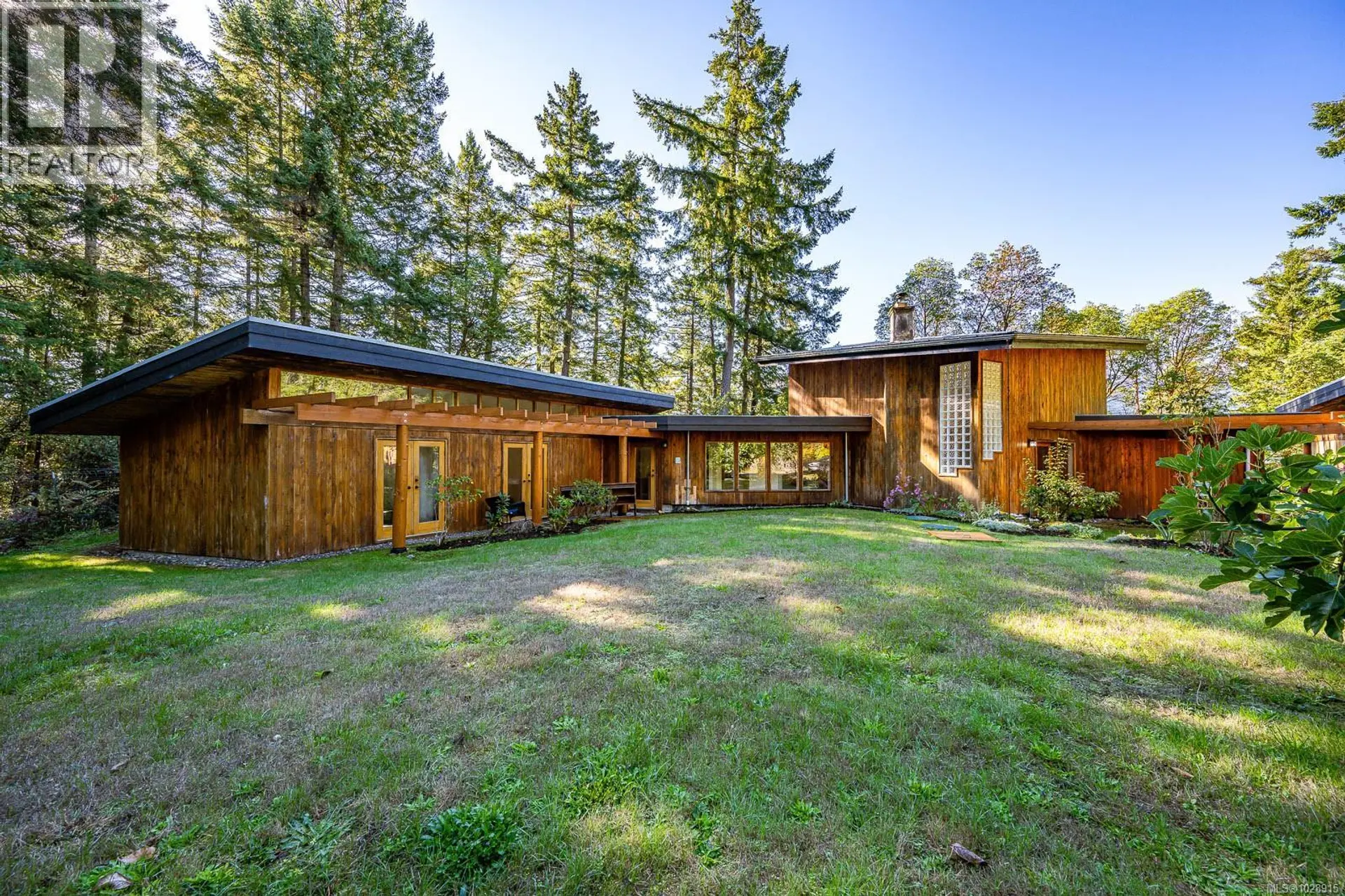 Property at 6161 Lacon Rd, Denman Island, BC