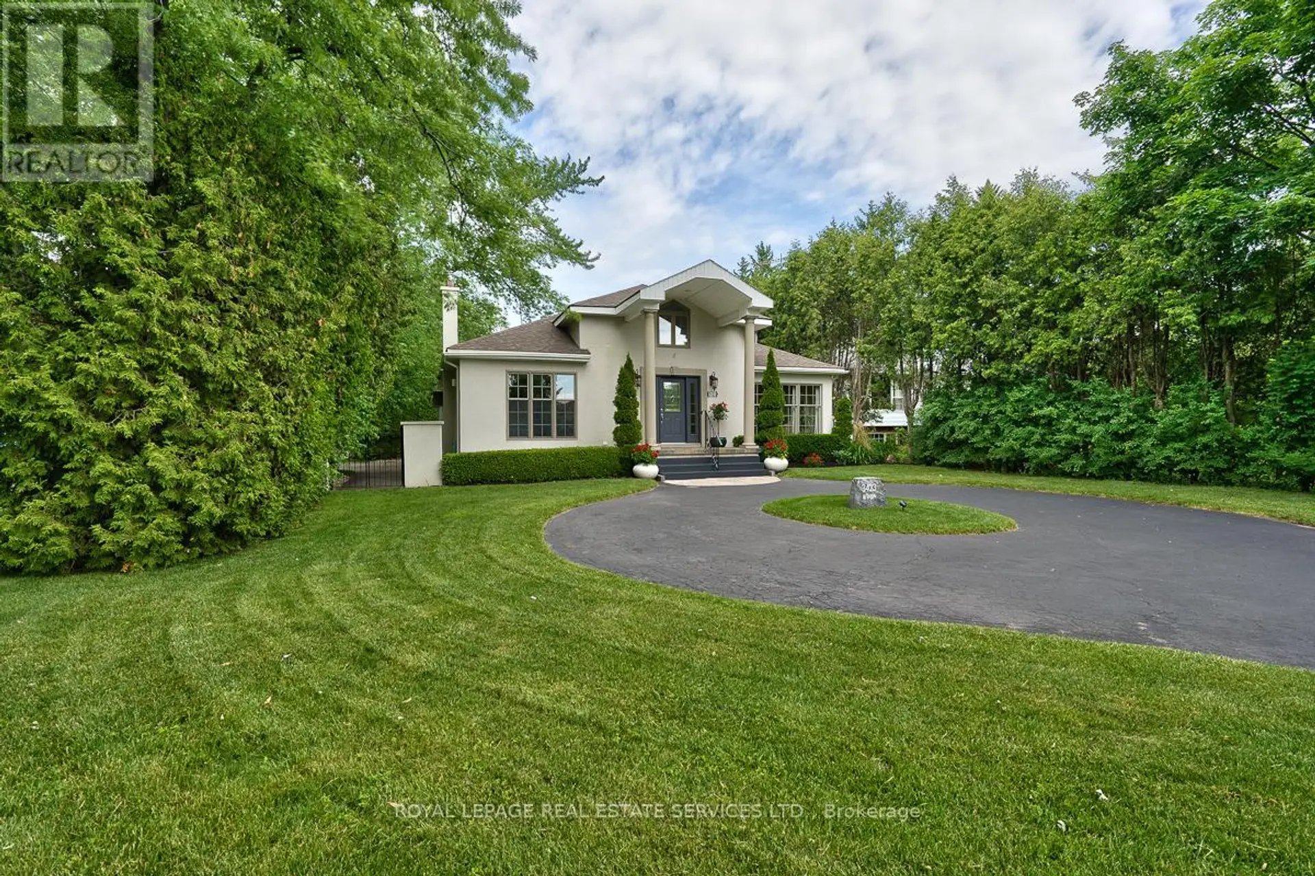 3423 LAKESHORE ROAD - Image 1