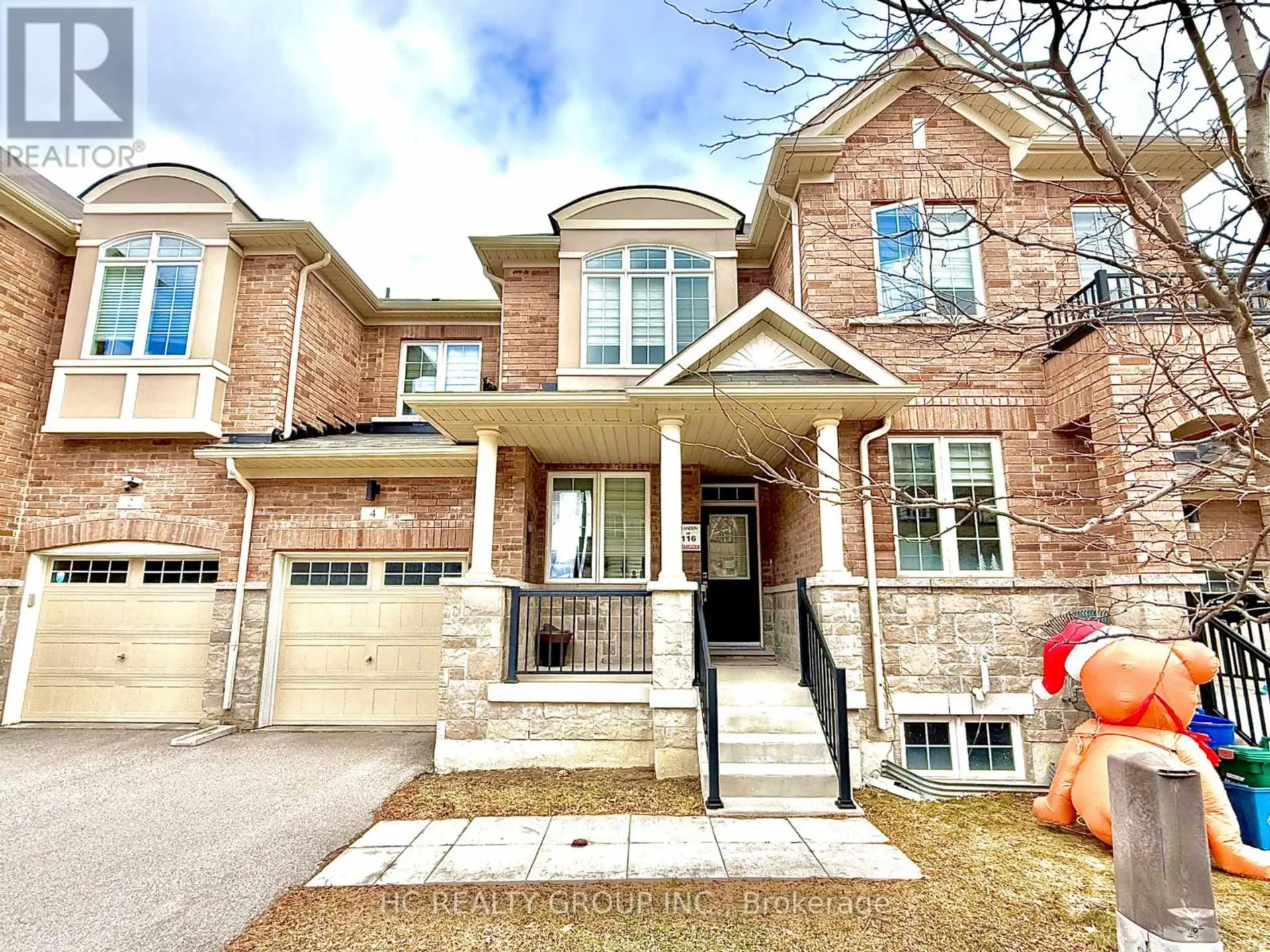 4 SAND HILL MEWS - Image 1