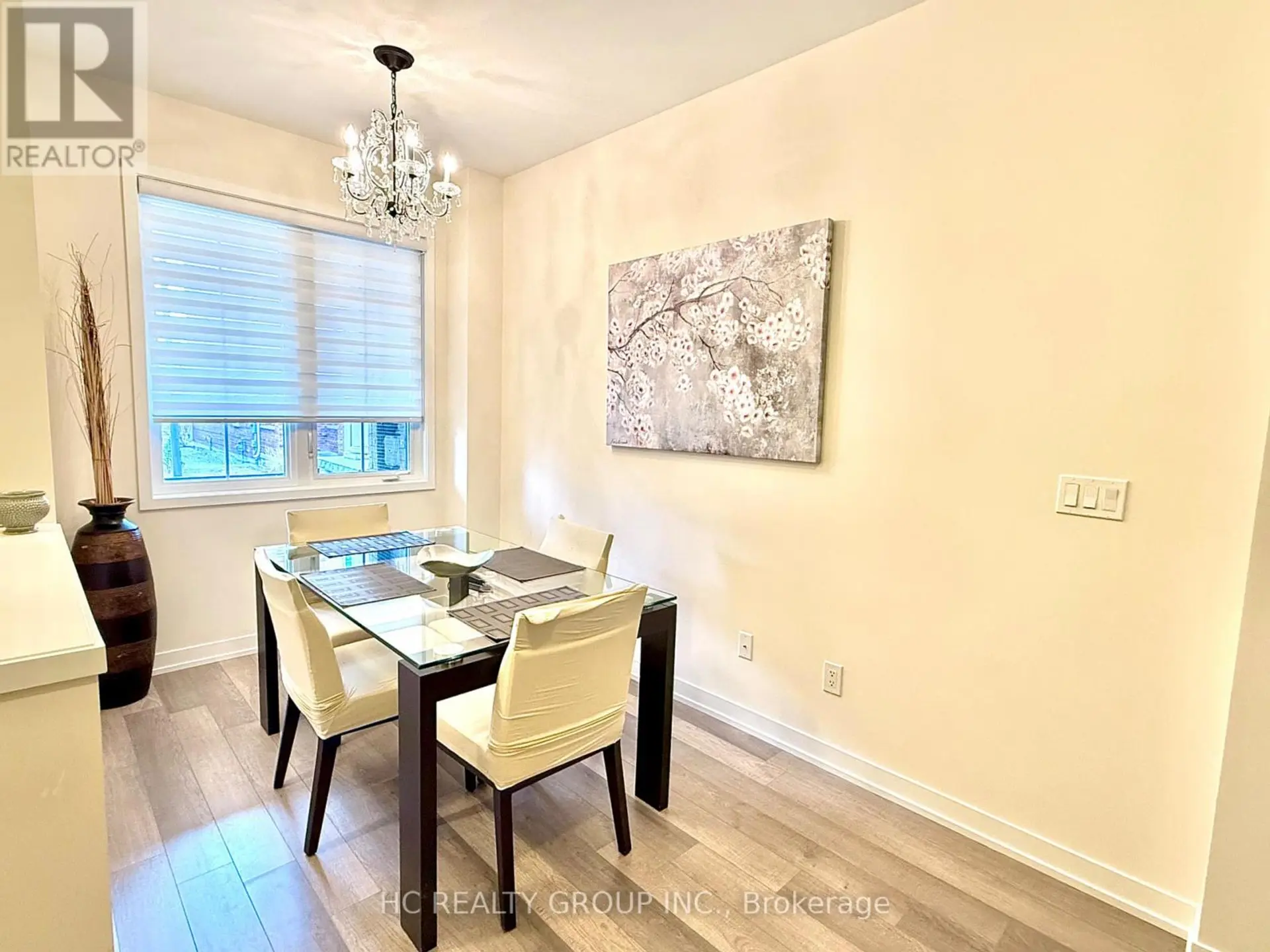 4 SAND HILL MEWS - Image 2