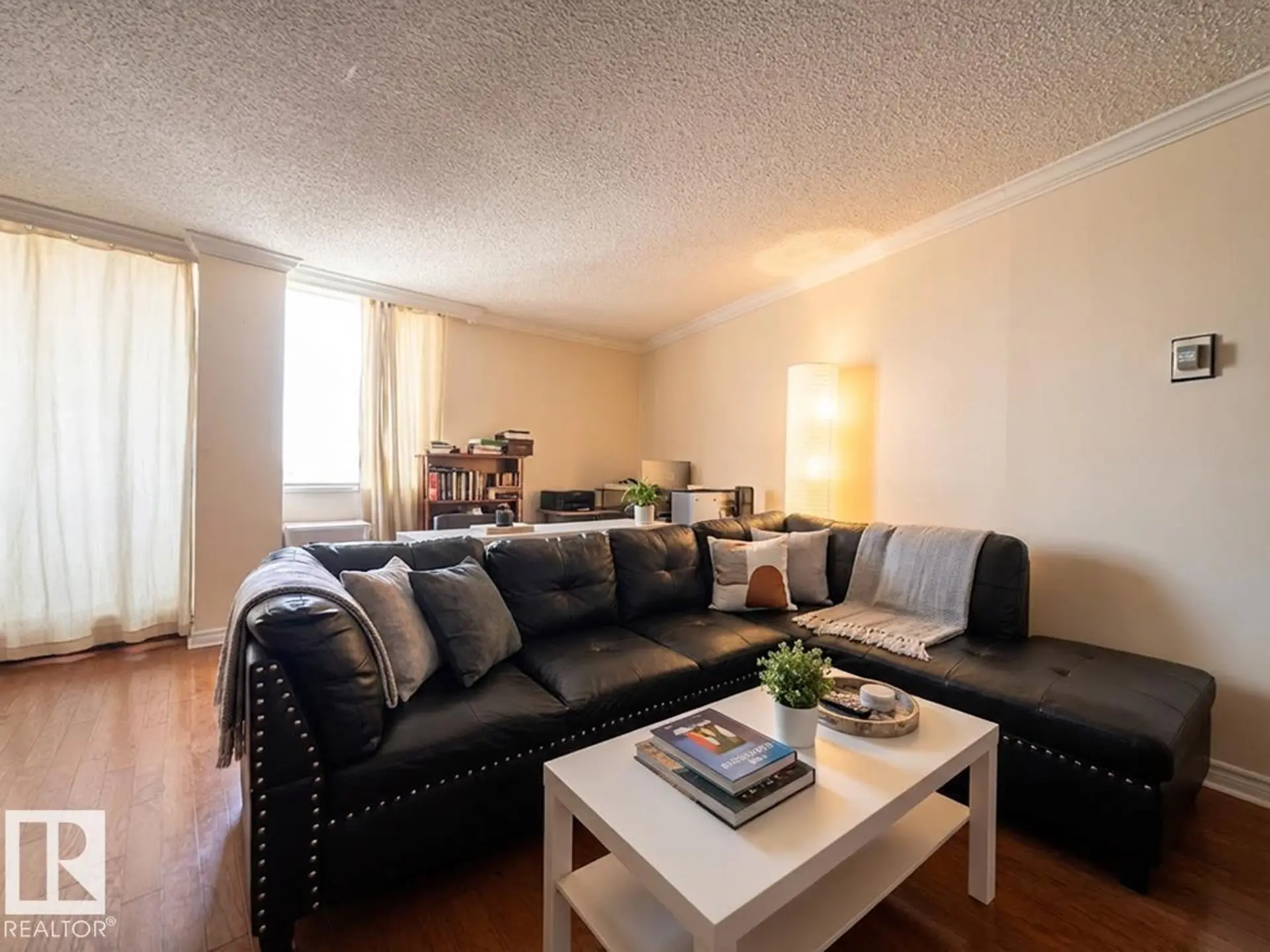 #1401 10883 SASKATCHEWAN DR NW - Image 7