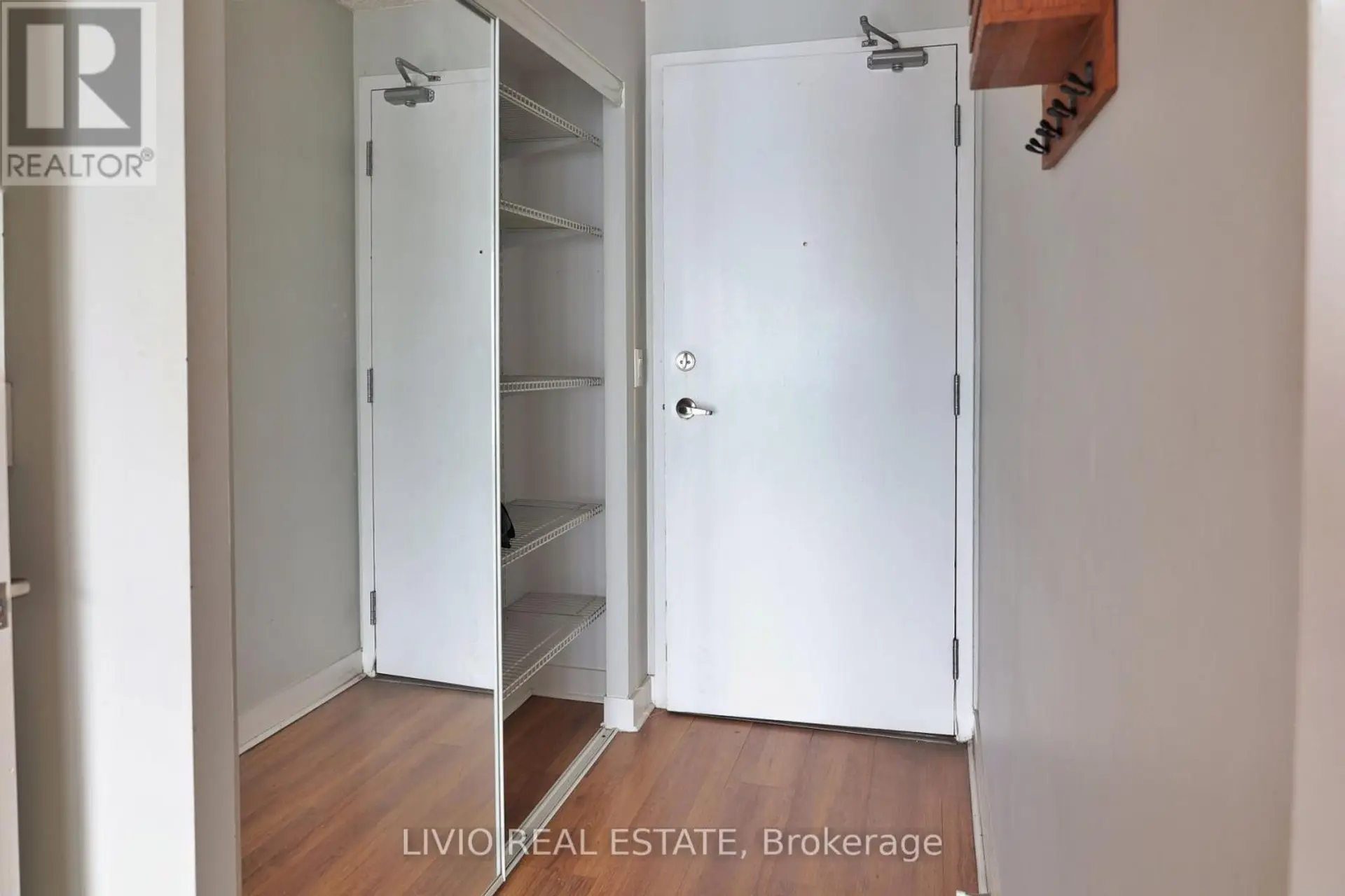 #2101 155 LEGION ROAD N - Image 9