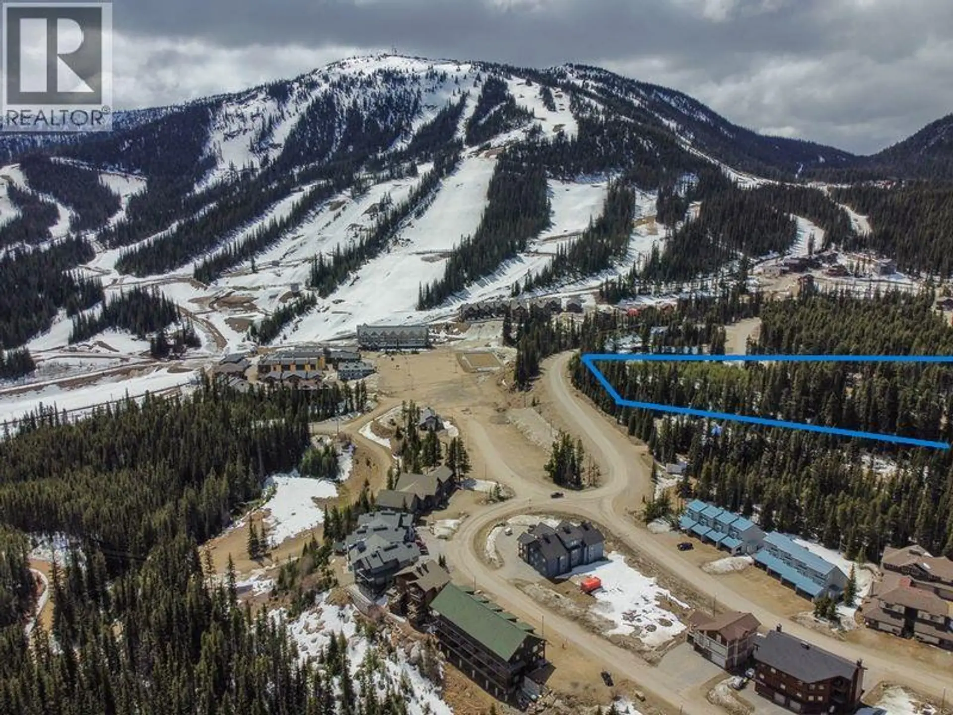 Property at 1175 APEX MOUNTAIN ROAD, Apex Mountain, BC