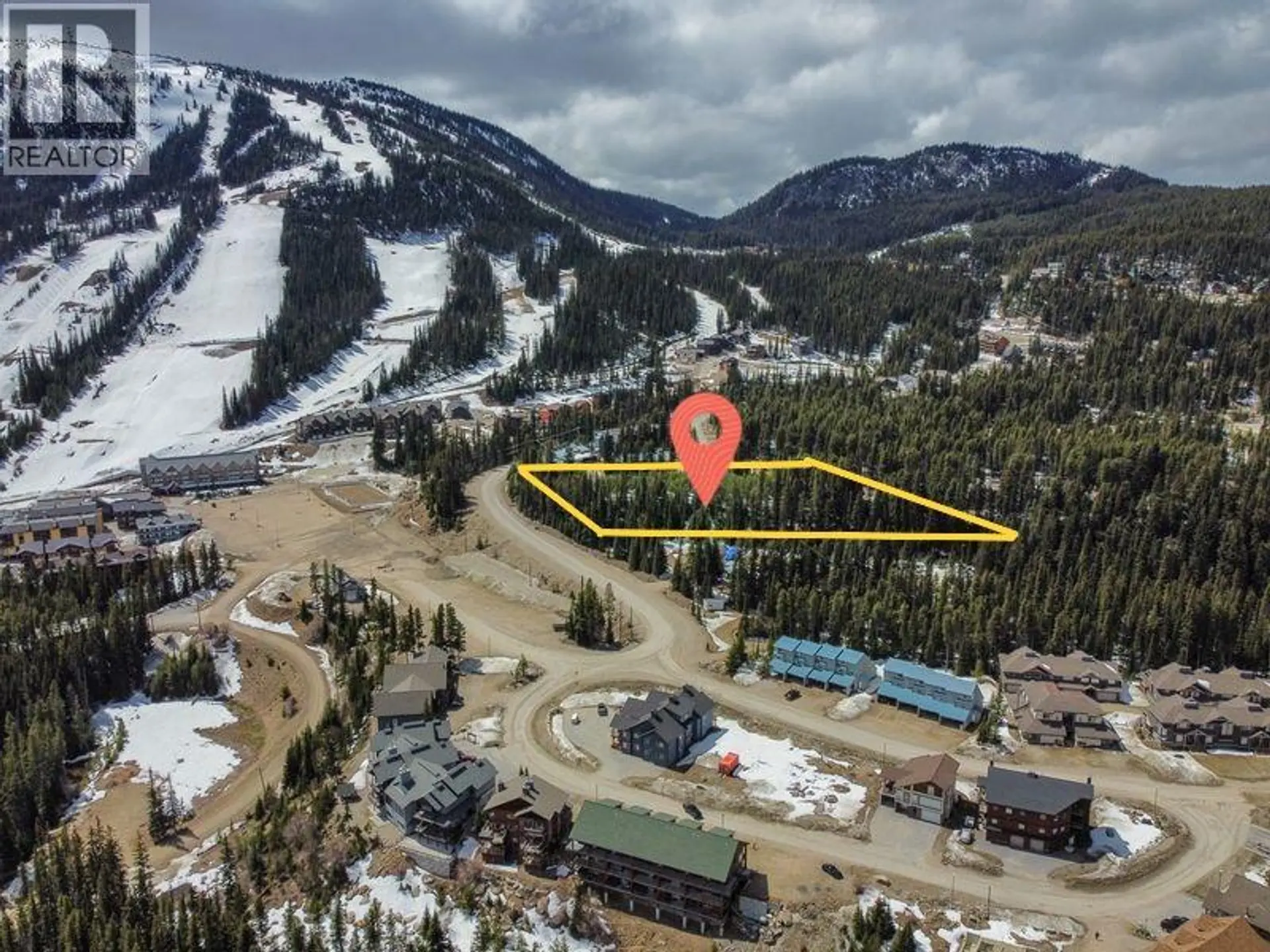 Property at 1175 APEX MOUNTAIN ROAD, Apex Mountain, BC