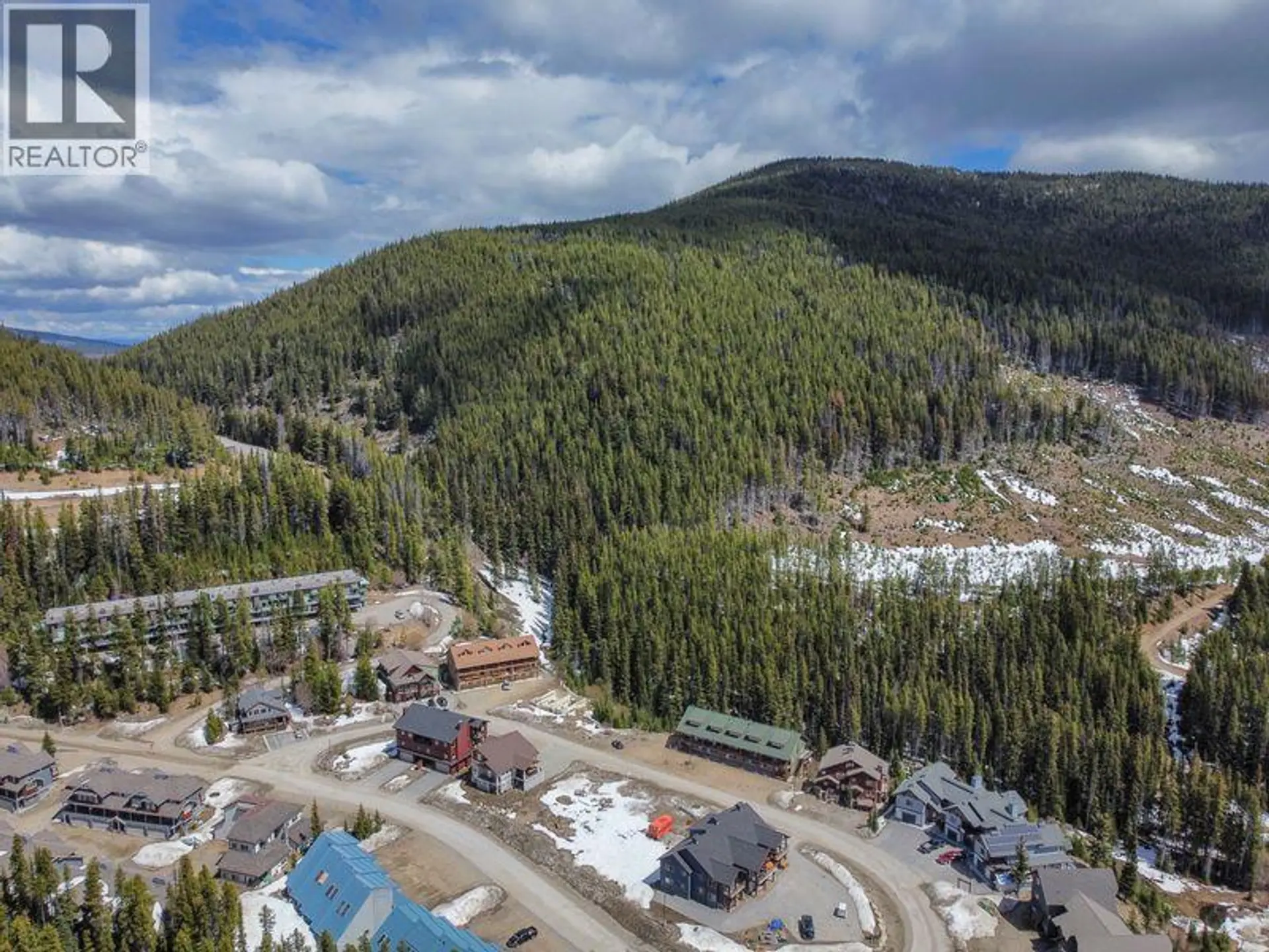 Property at 1175 APEX MOUNTAIN ROAD, Apex Mountain, BC