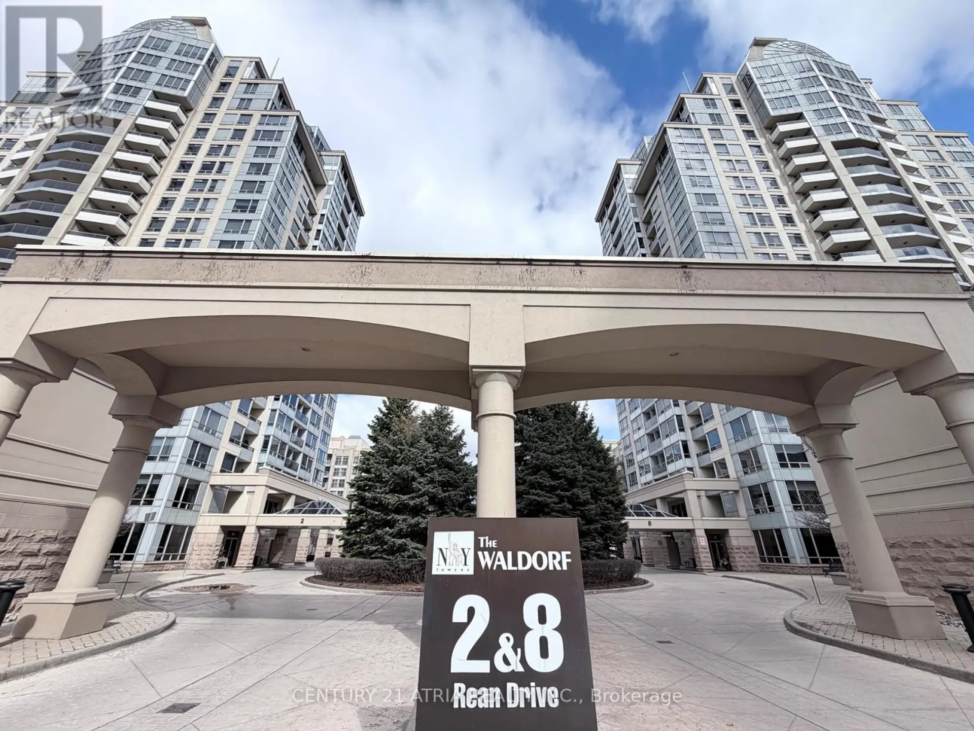 #303 8 REAN DRIVE - Image 1