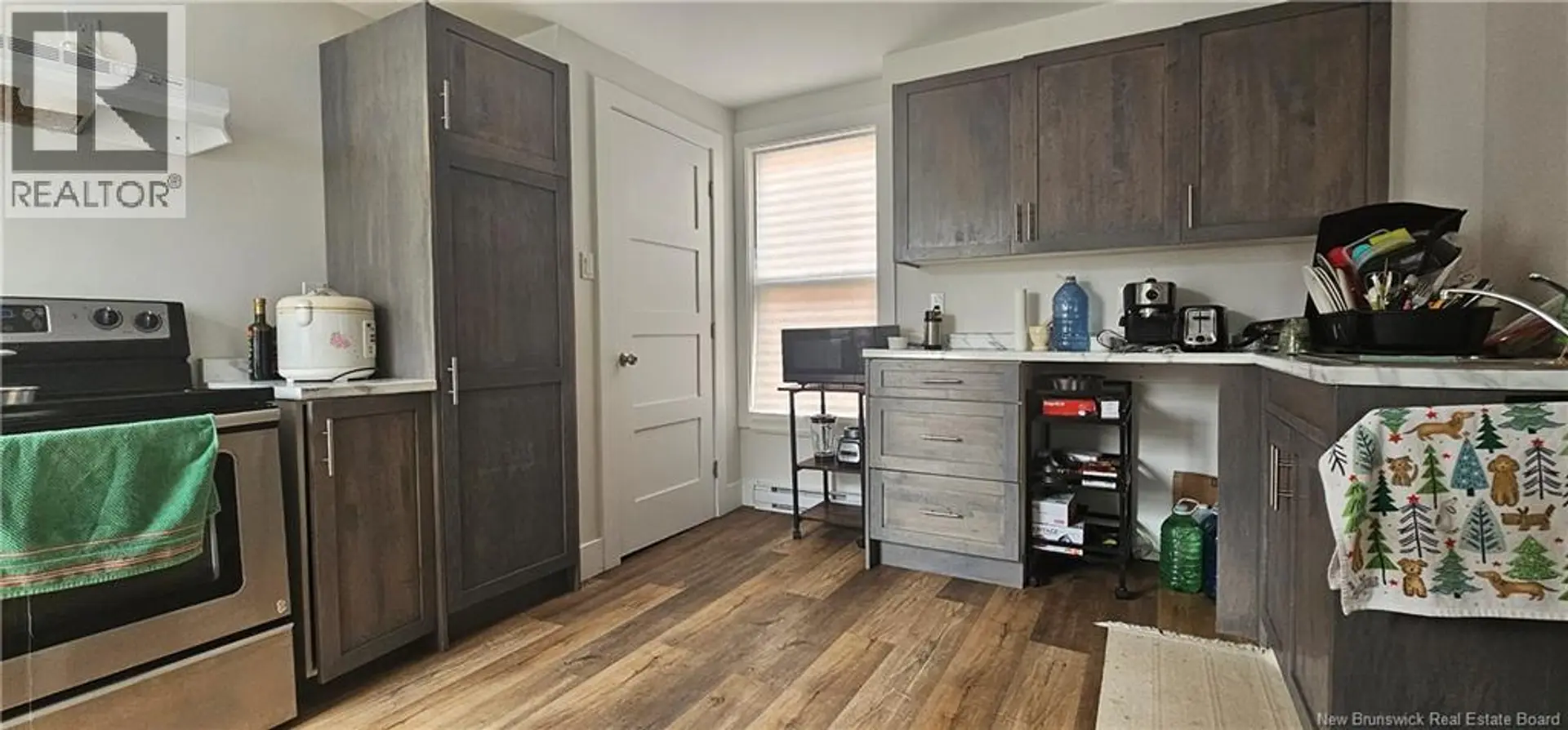 496 Robinson - Image 7